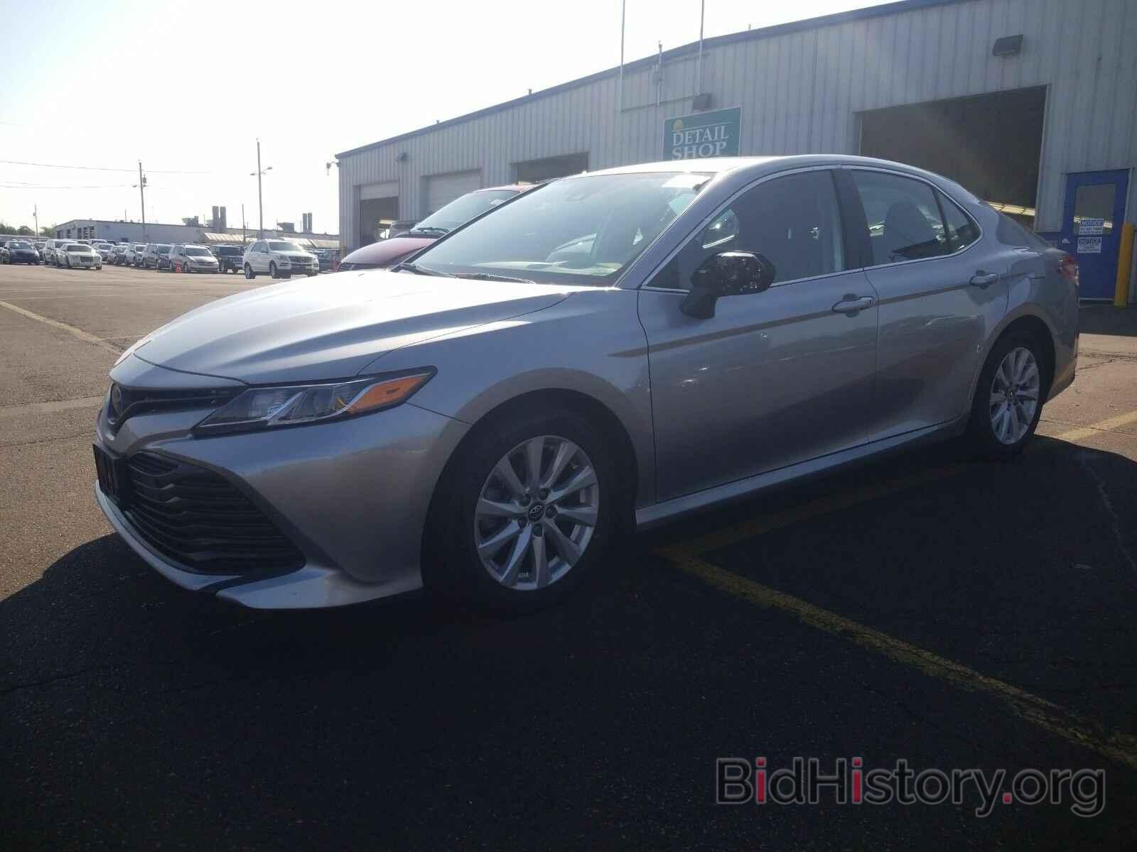 Photo 4T1B11HK1KU772483 - Toyota Camry LE 2019