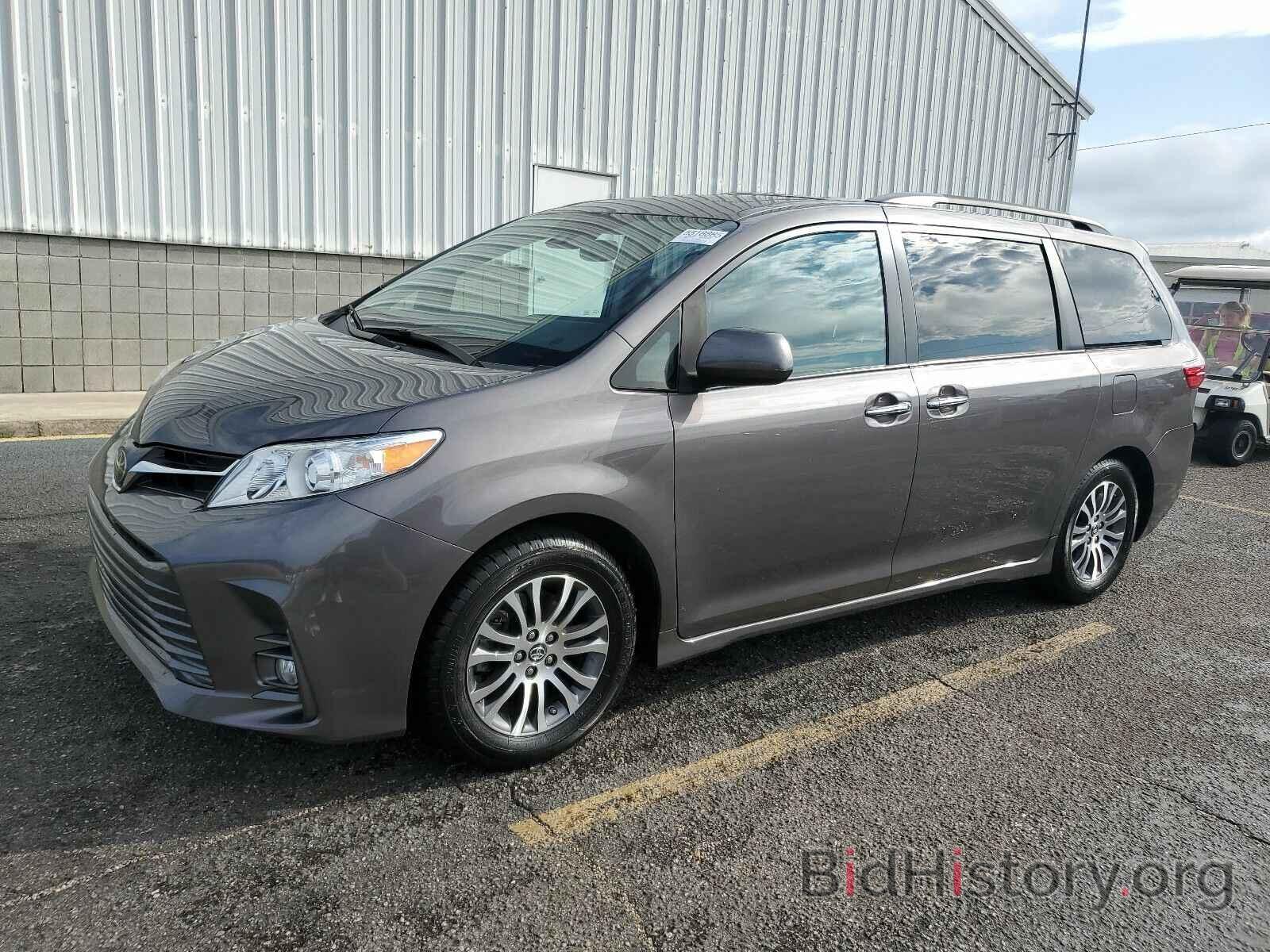 Photo 5TDYZ3DC4KS989239 - Toyota Sienna 2019