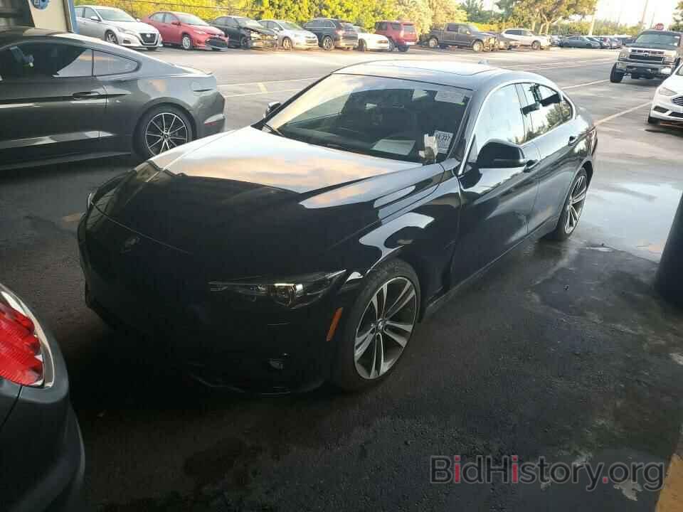 Photo WBA4J1C06LCE28447 - BMW 4 Series 2020