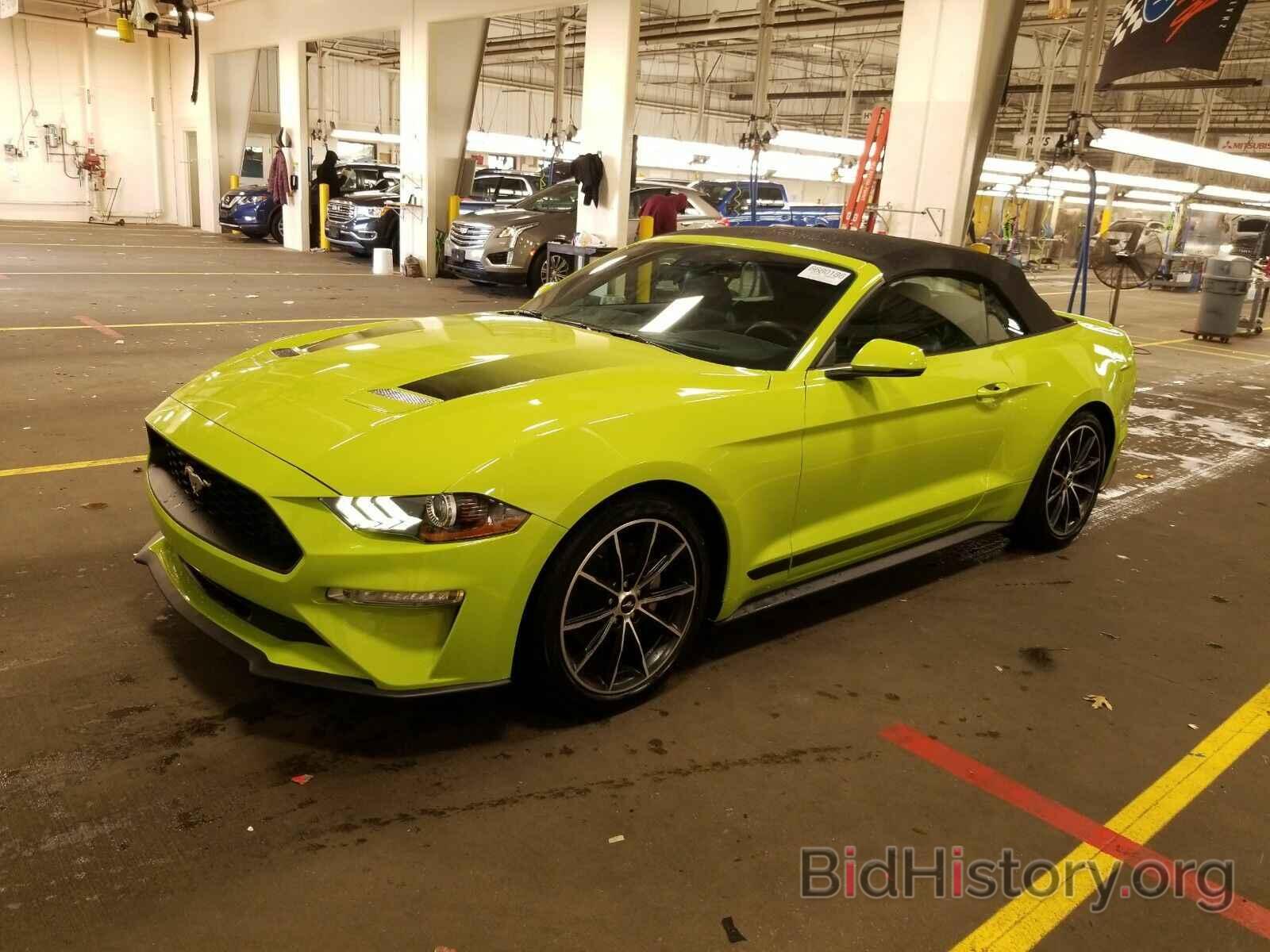 Photo 1FATP8UH2L5137929 - Ford Mustang 2020