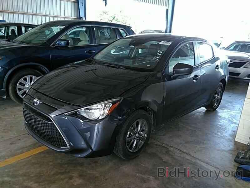 Photo 3MYDLBYV5LY713251 - Toyota Yaris Sedan 2020