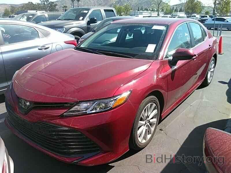 Photo 4T1B11HK8KU741571 - Toyota Camry LE 2019