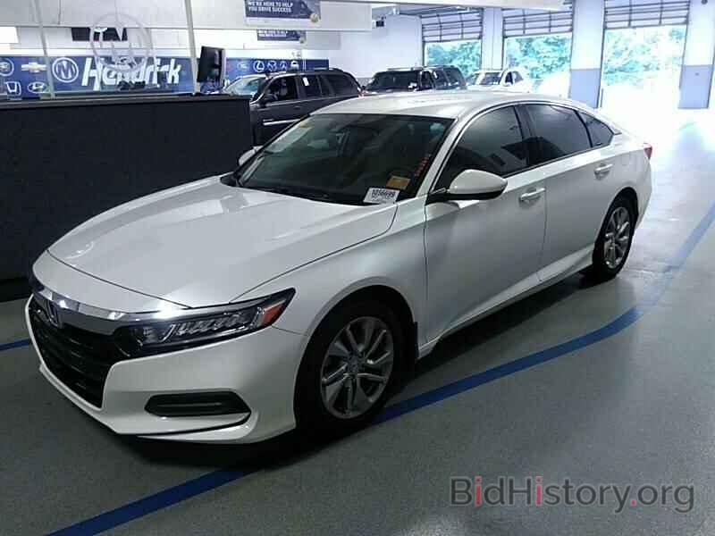 Photo 1HGCV1F13KA108549 - Honda Accord Sedan 2019