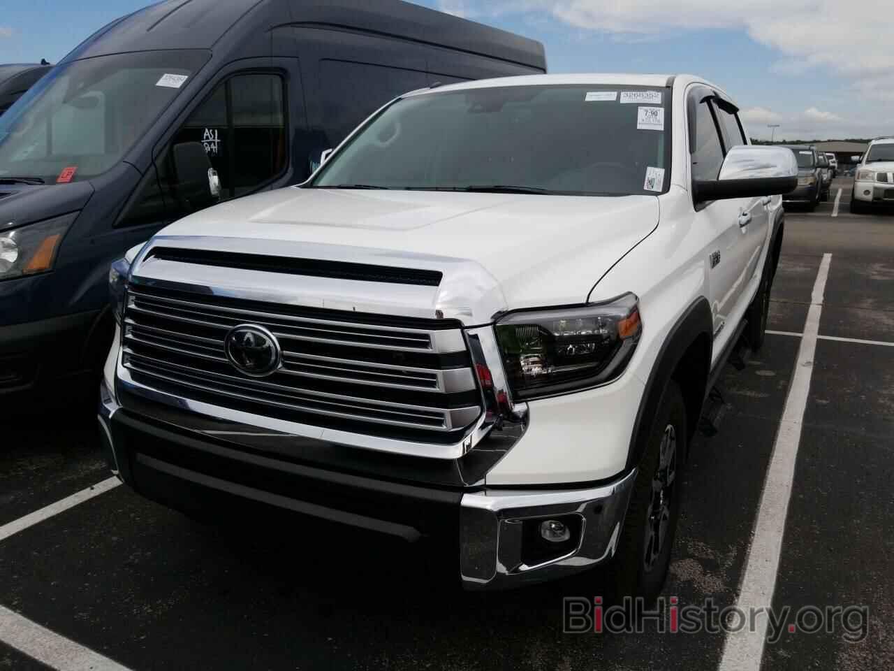 Photo 5TFHY5F15KX788325 - Toyota Tundra 4WD 2019