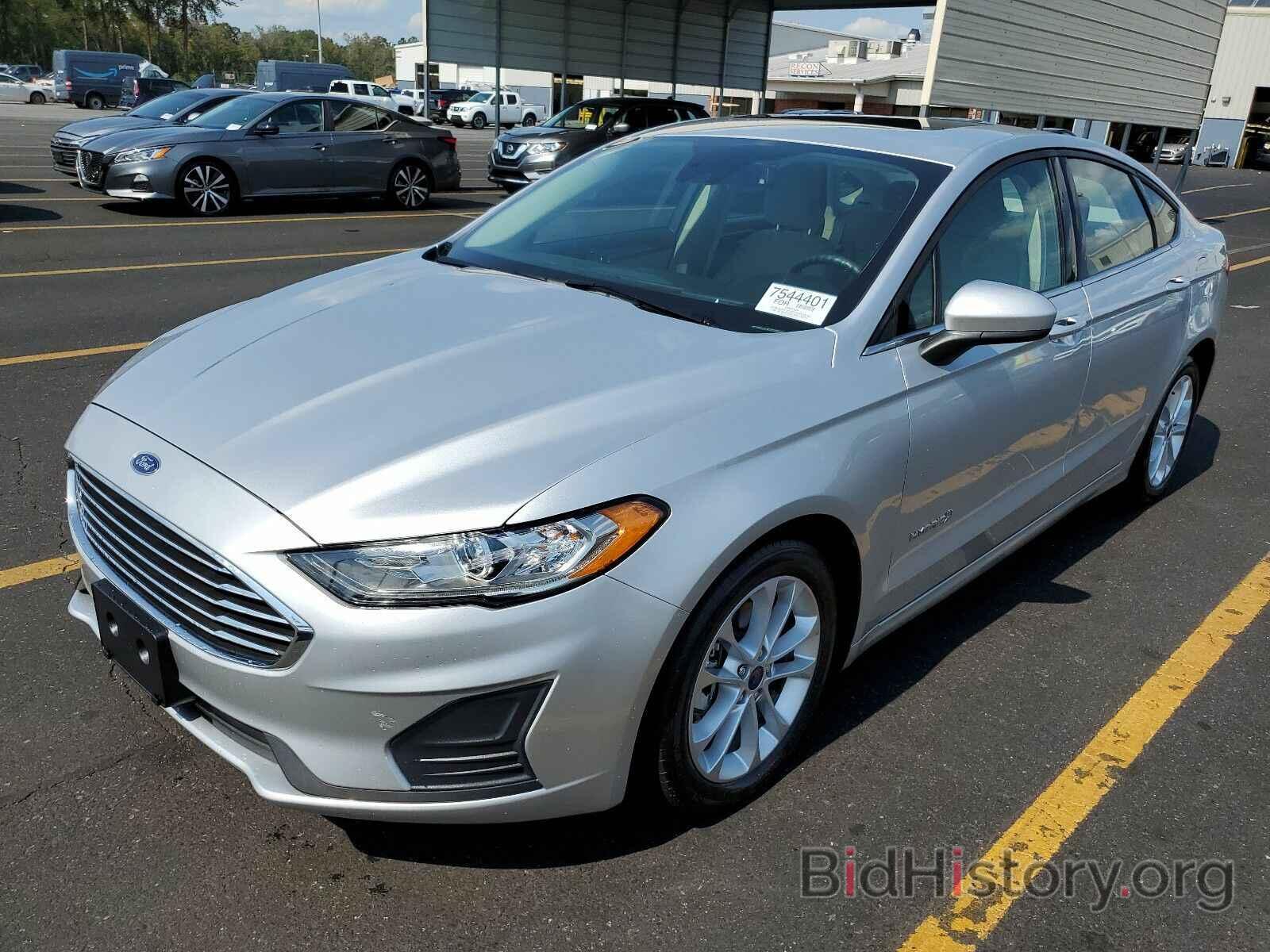 Photo 3FA6P0LU9KR272639 - Ford Fusion Hybrid 2019