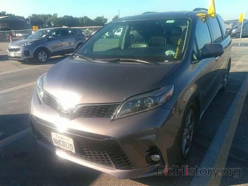 Photo 5TDXZ3DC4KS990726 - Toyota Sienna 2019