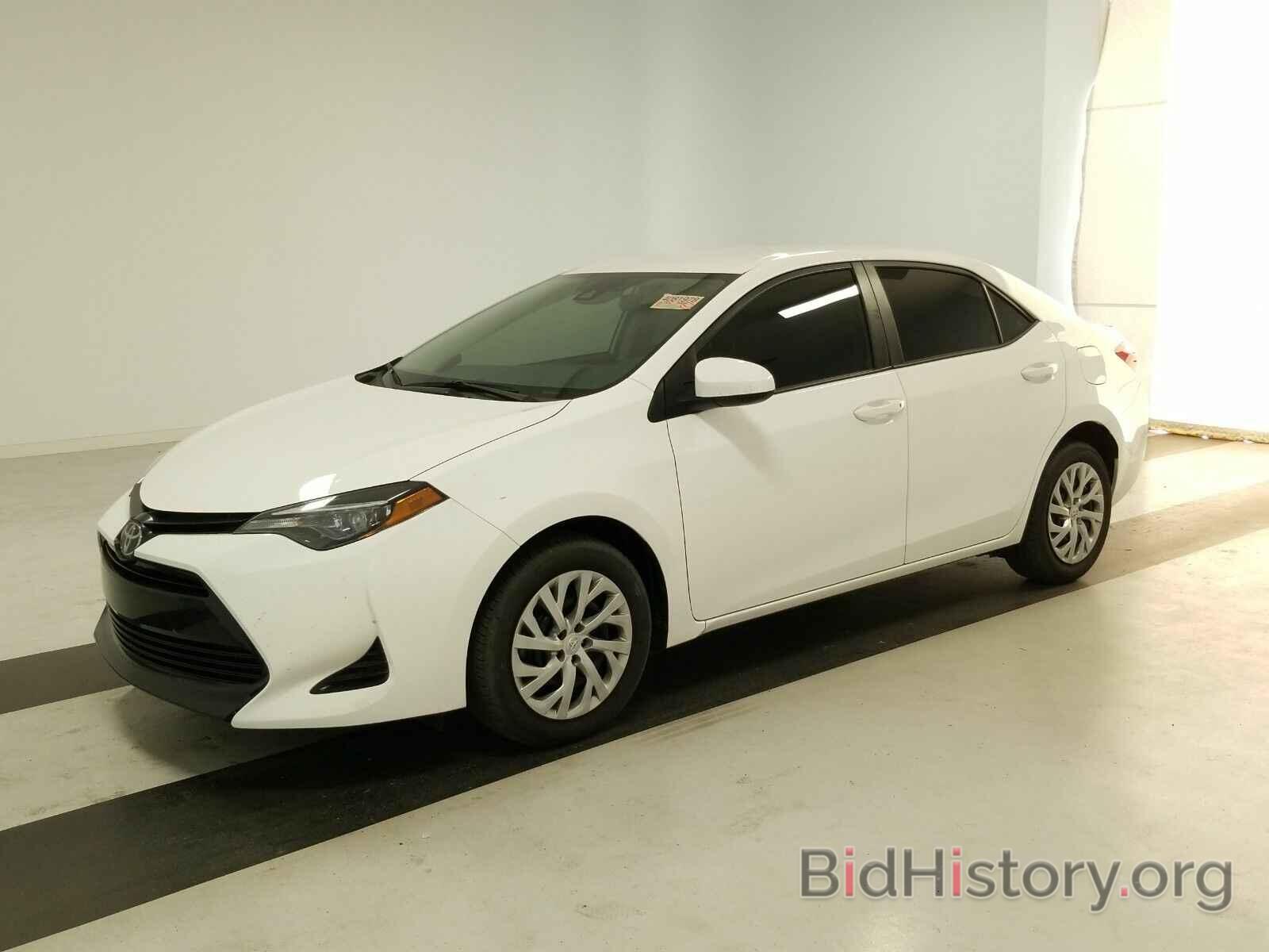 Photo 2T1BURHE6KC166369 - Toyota Corolla LE 2019