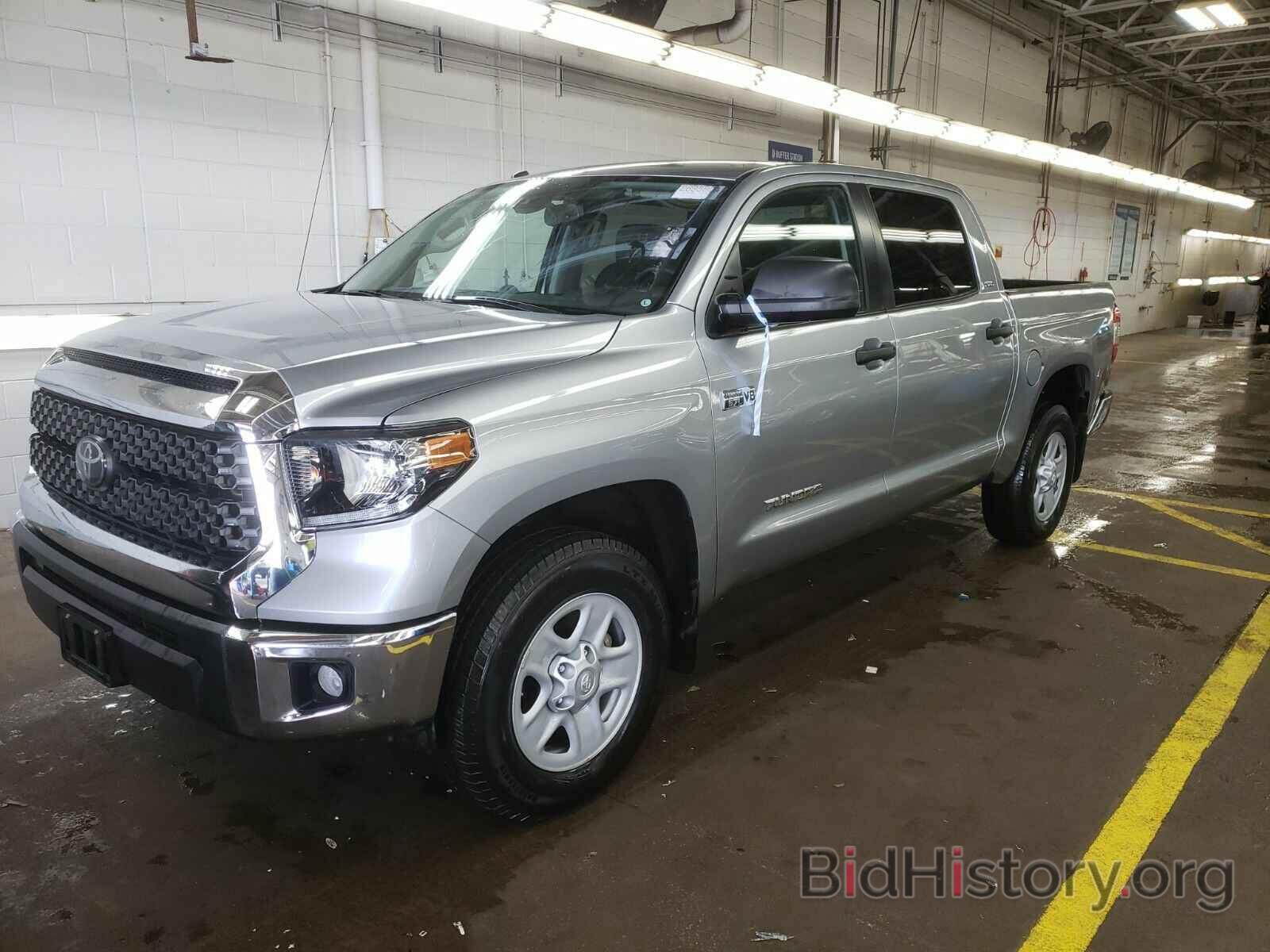 Photo 5TFDW5F11KX827349 - Toyota Tundra 4WD 2019