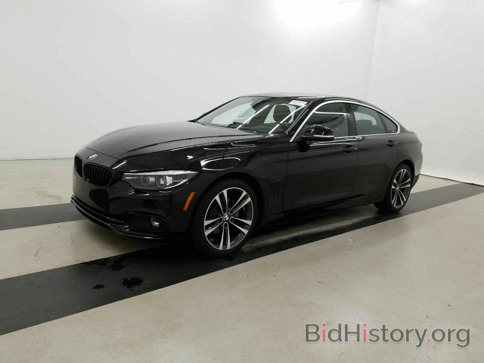 Photo WBA4J1C03LBU68276 - BMW 4 Series 2020