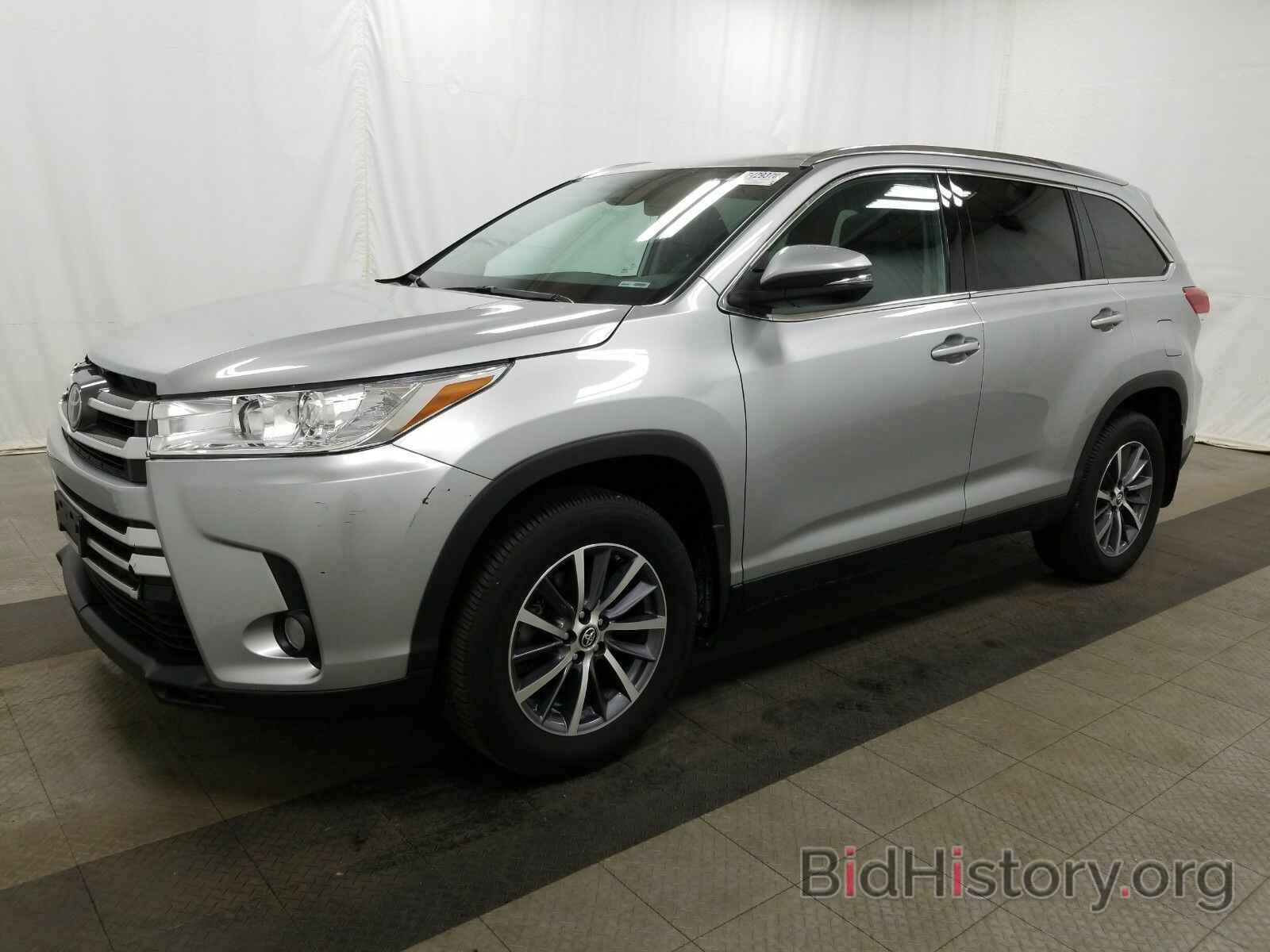 Photo 5TDJZRFH8KS940591 - Toyota Highlander 2019