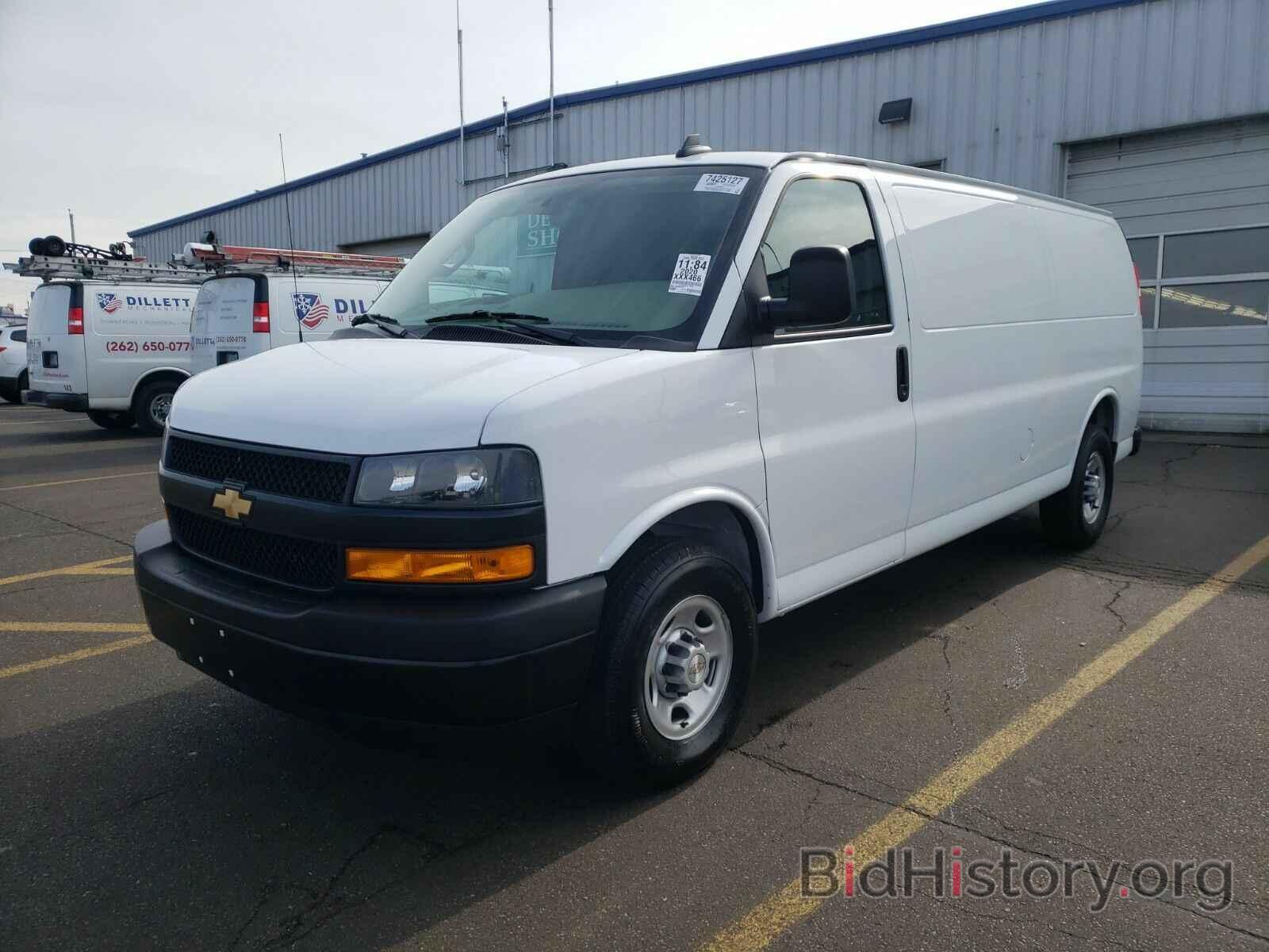 Photo 1GCWGBFG8L1116969 - Chevrolet Express Cargo Van 2020
