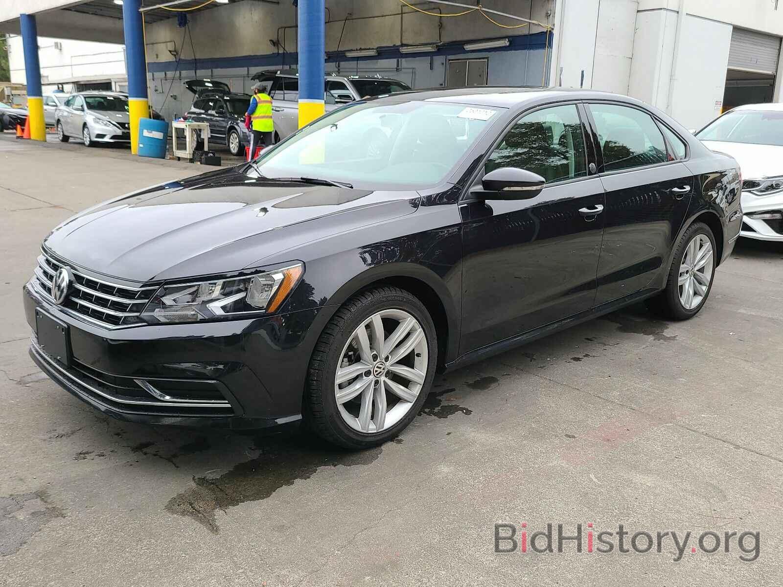 Фотография 1VWLA7A39KC007880 - Volkswagen Passat 2019