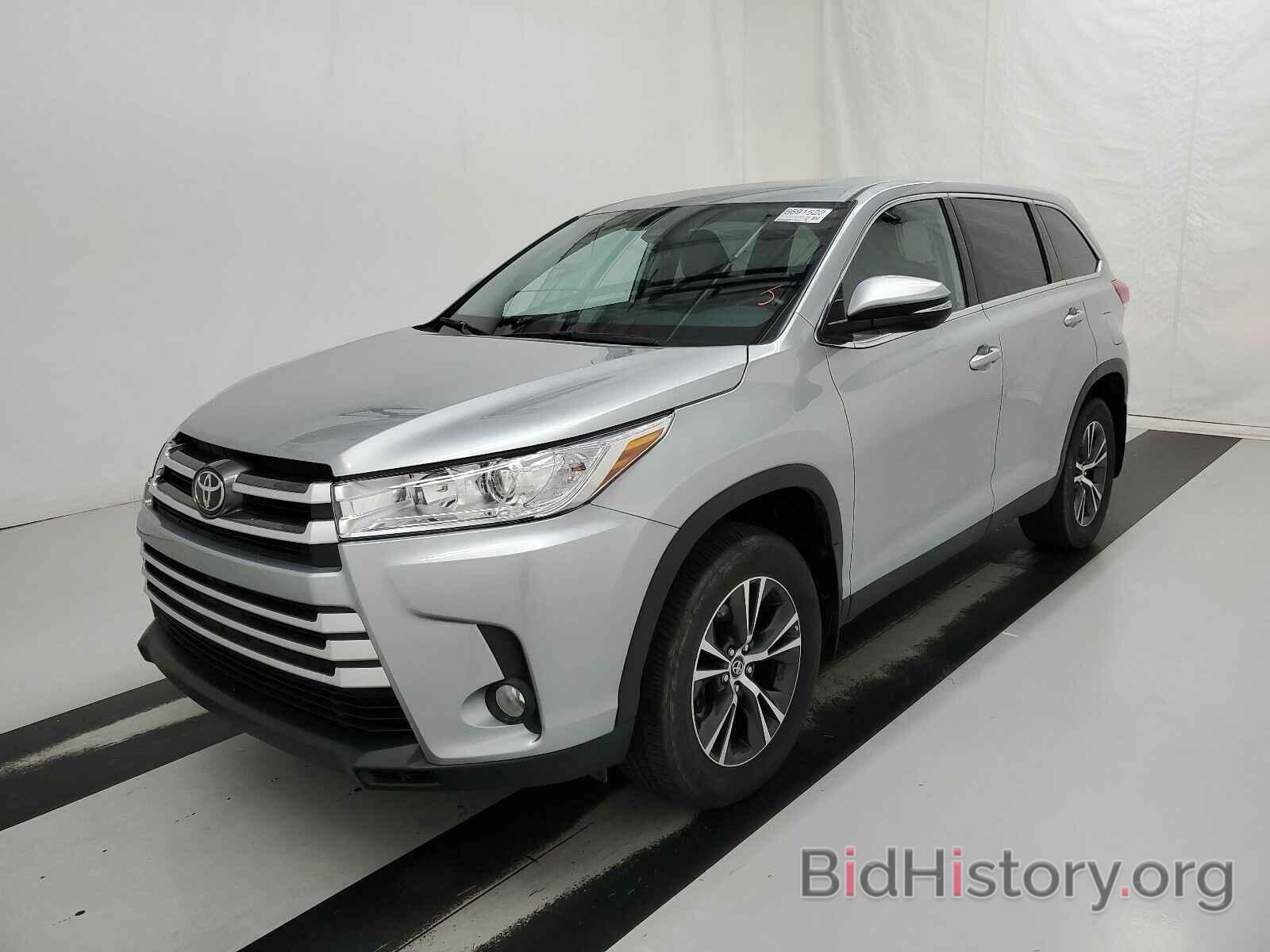 Photo 5TDBZRFH8KS729086 - Toyota Highlander 2019