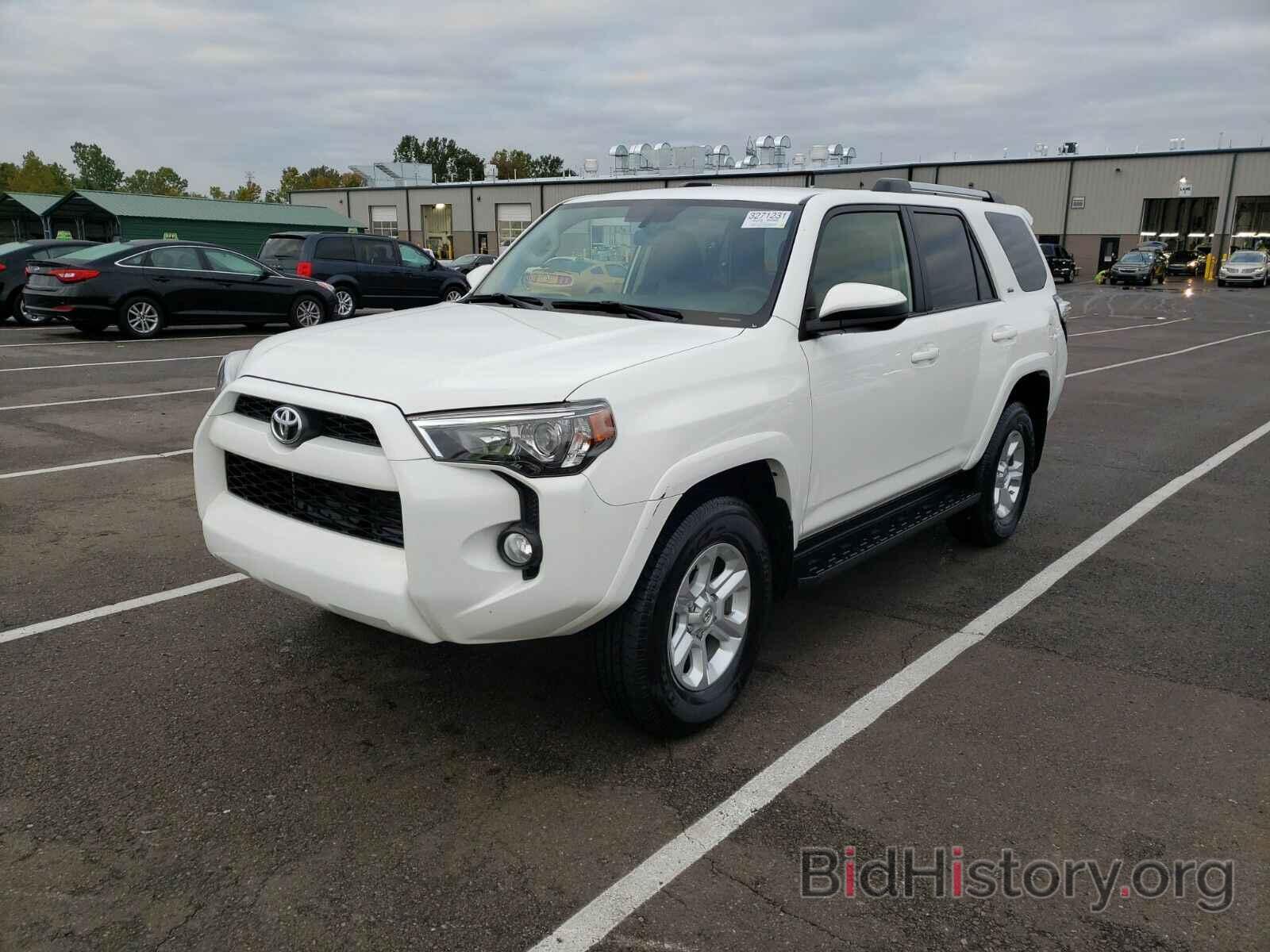 Photo JTEBU5JR4K5682972 - Toyota 4Runner SR5 2019