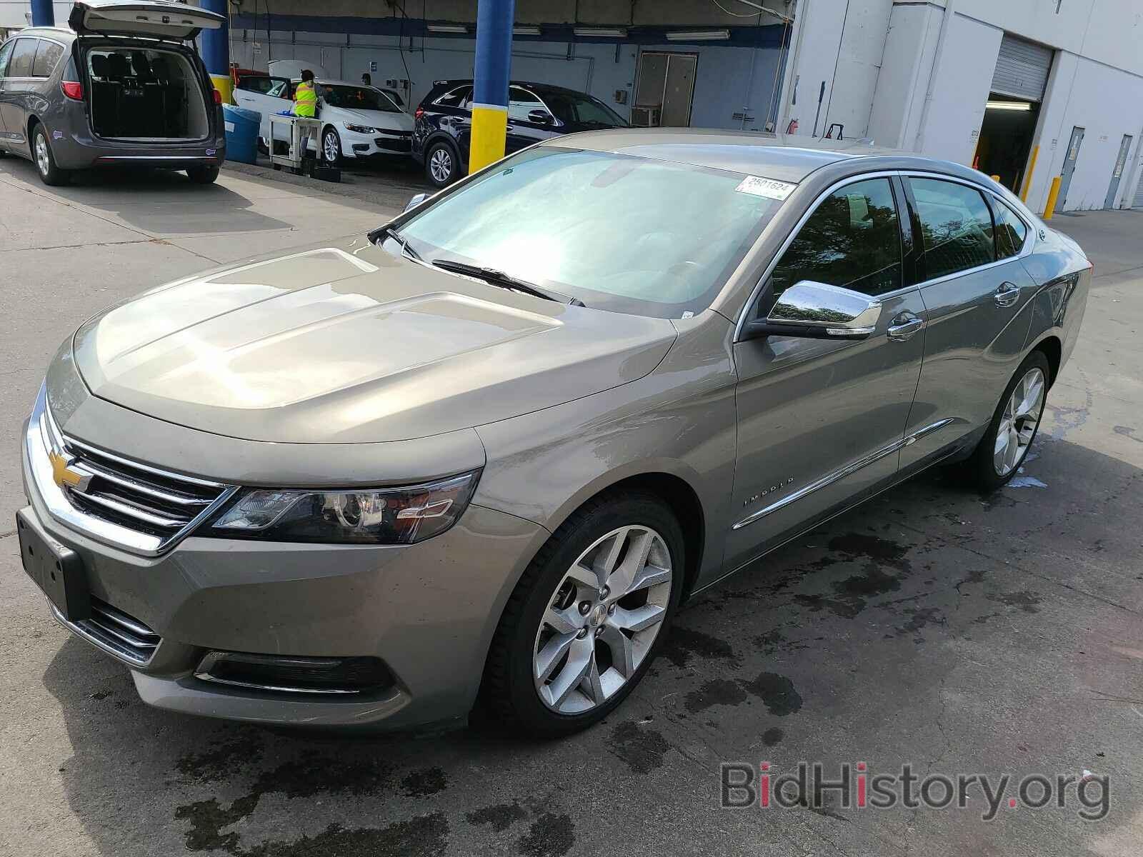 Photo 2G1105S37K9137074 - Chevrolet Impala 2019