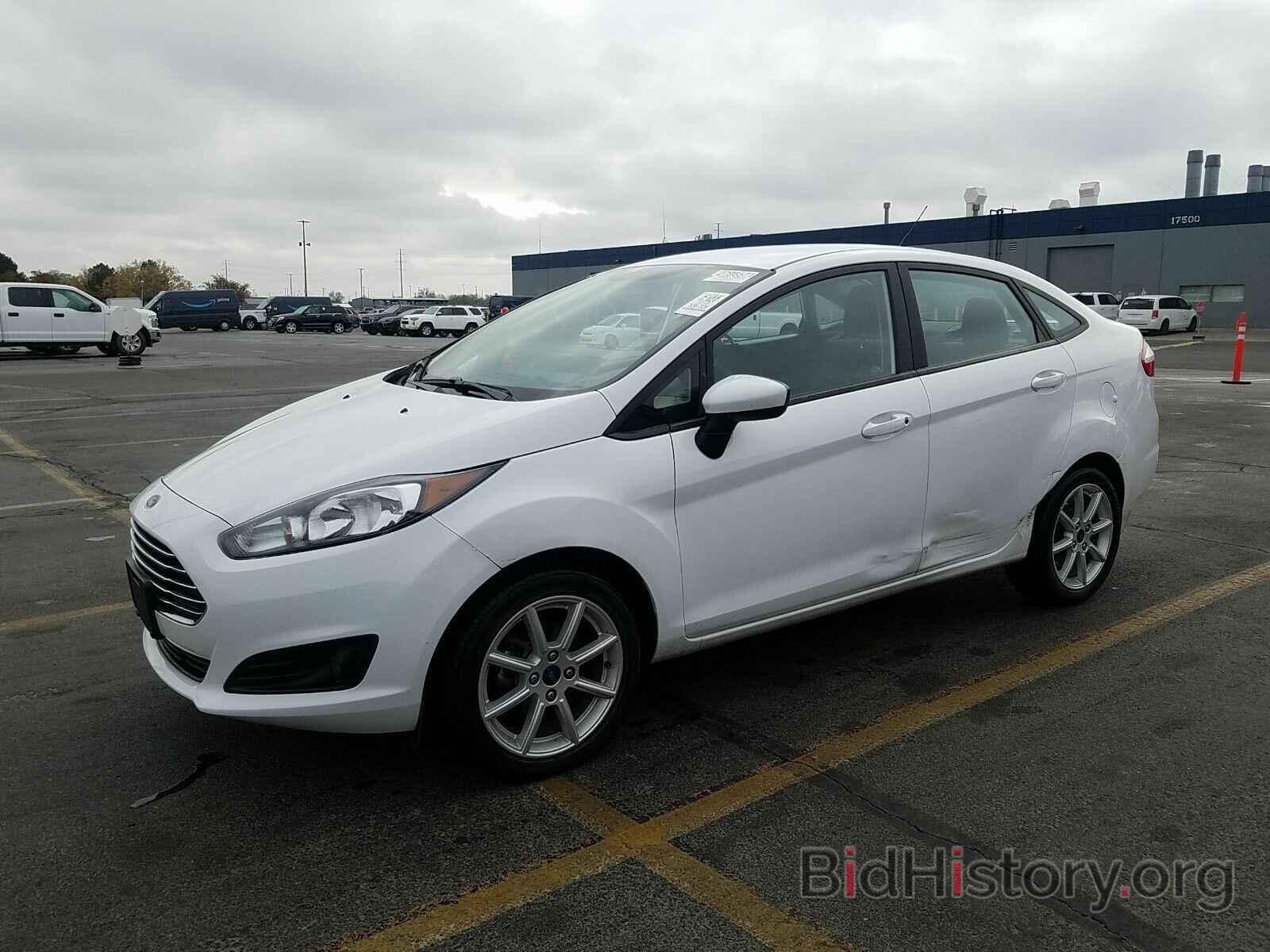 Photo 3FADP4BJ3KM105745 - Ford Fiesta 2019