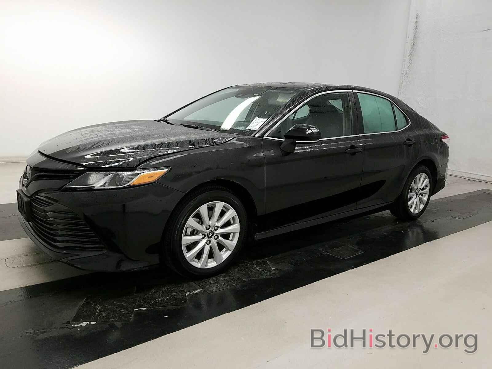 Photo 4T1B11HK6KU750253 - Toyota Camry LE 2019