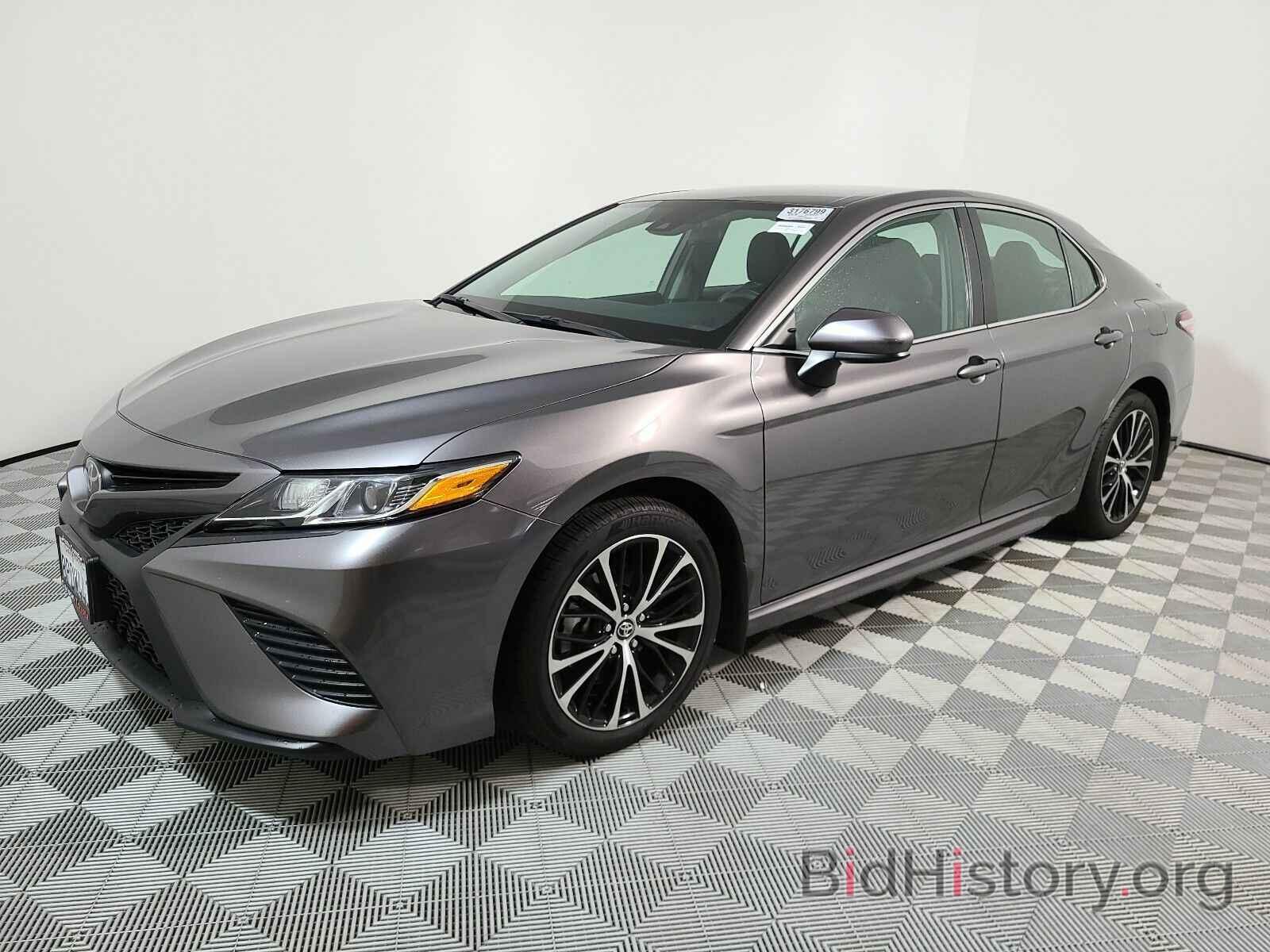 Photo 4T1G11AK1LU858863 - Toyota Camry 2020