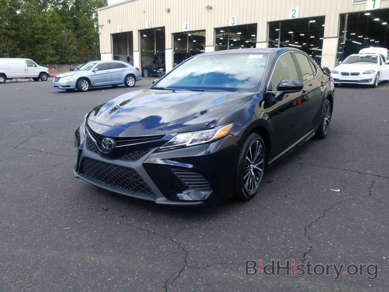 Photo 4T1B11HK2KU261364 - Toyota Camry 2019