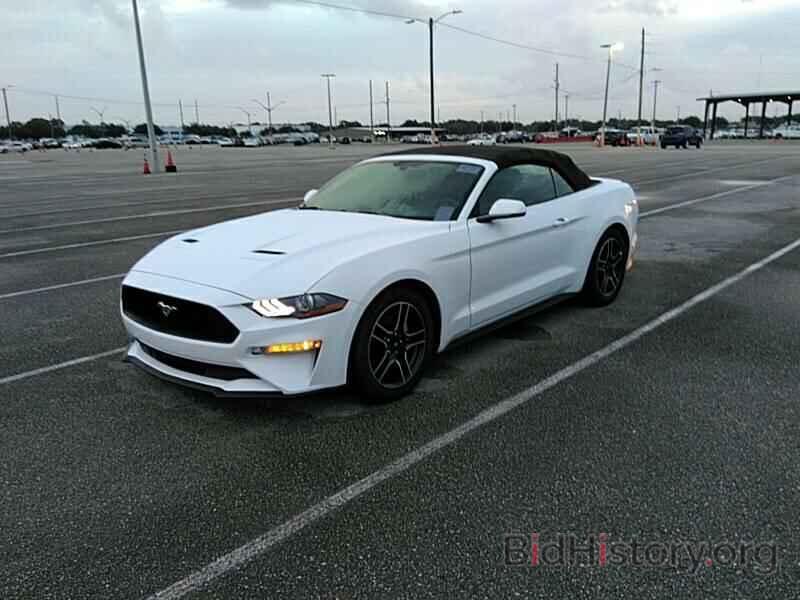 Photo 1FATP8UH9L5121405 - Ford Mustang 2020