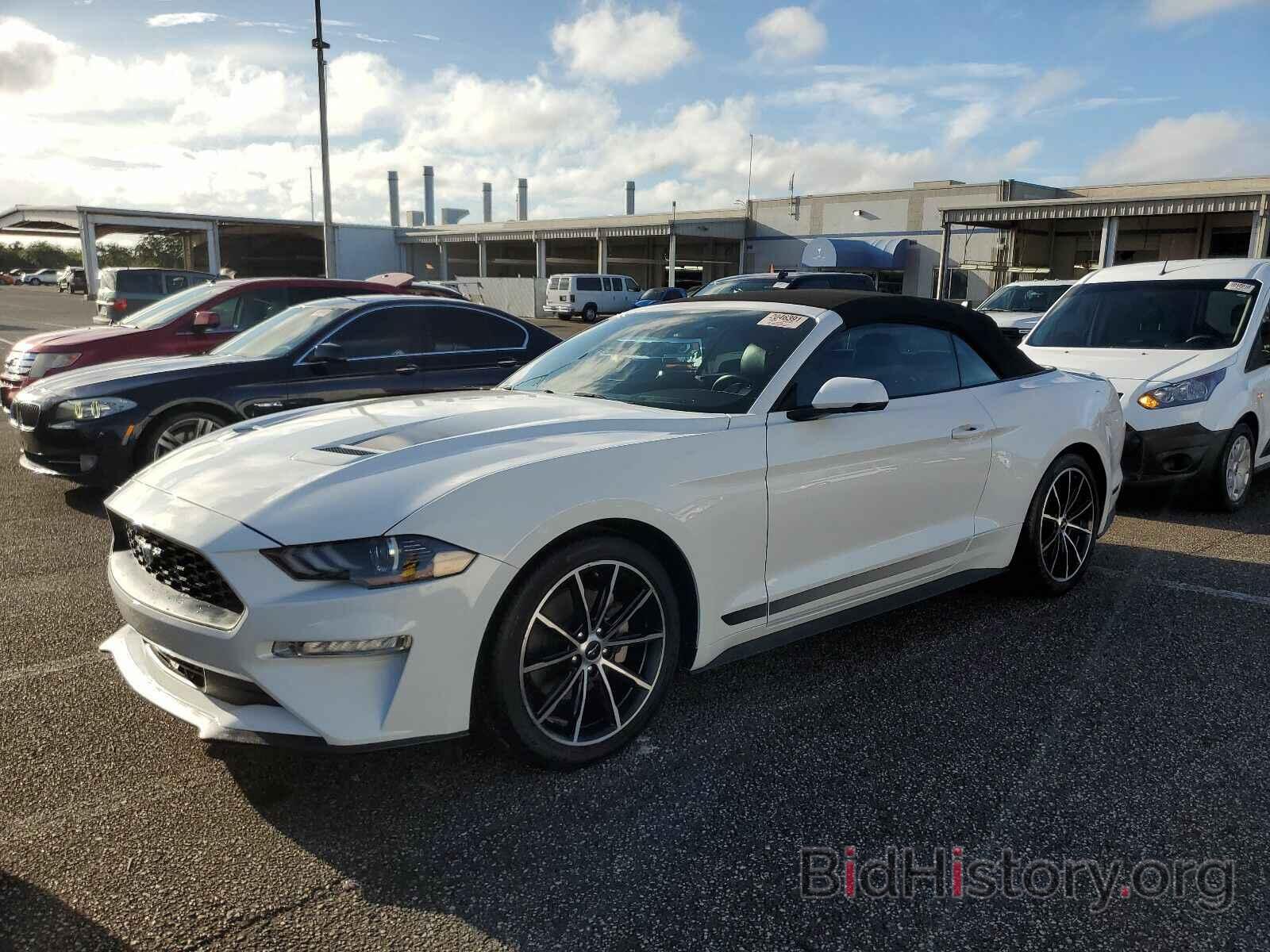 Photo 1FATP8UH3L5138040 - Ford Mustang 2020