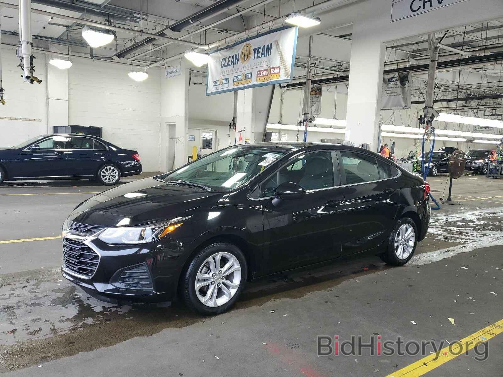 Photo 1G1BE5SM3K7118862 - Chevrolet Cruze 2019