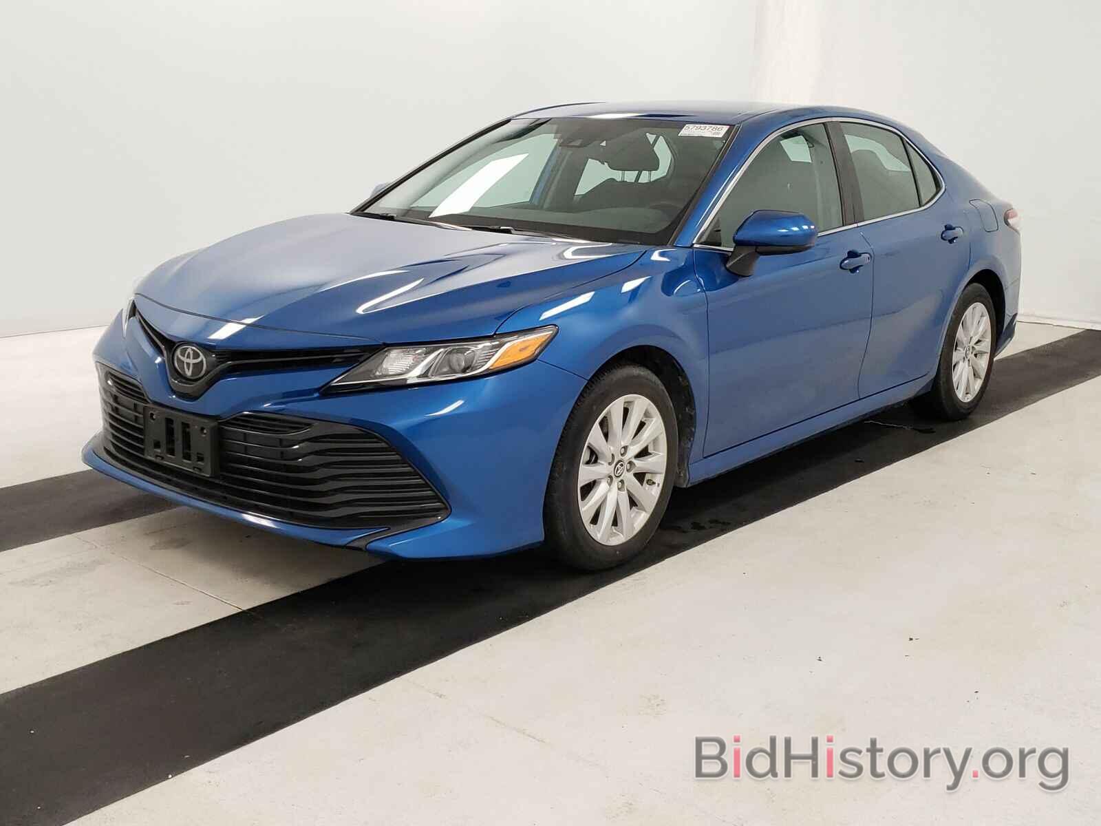 Photo 4T1B11HK1KU178590 - Toyota Camry LE 2019