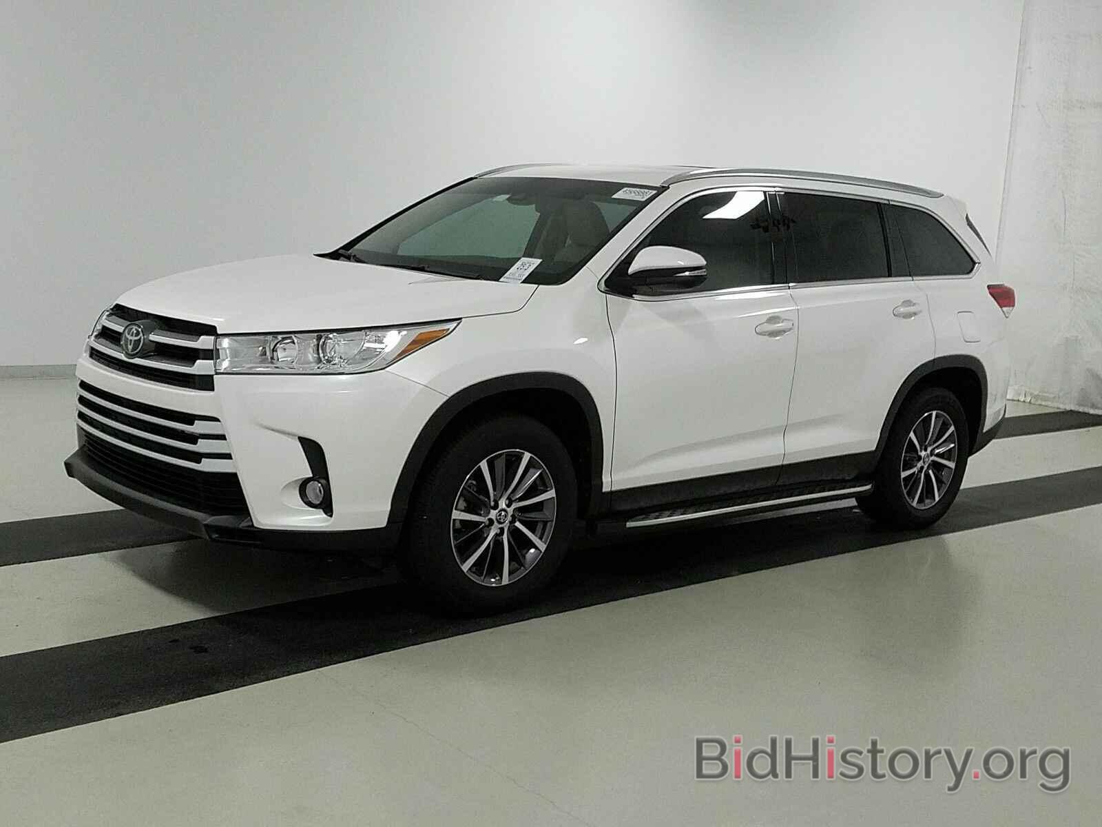 Photo 5TDKZRFH0KS308401 - Toyota Highlander 2019