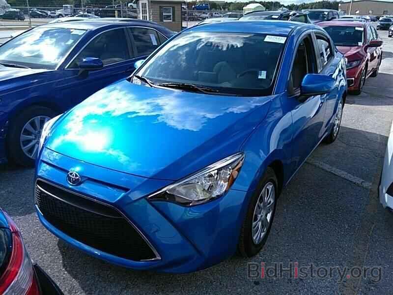 Photo 3MYDLBYV0LY717191 - Toyota Yaris Sedan 2020