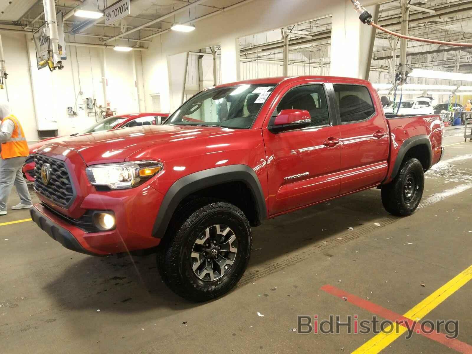 Фотография 5TFCZ5AN8LX226342 - Toyota Tacoma 4WD 2020