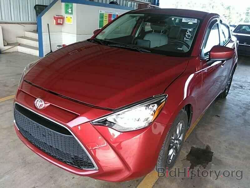 Photo 3MYDLBYV9LY709543 - Toyota Yaris Sedan 2020