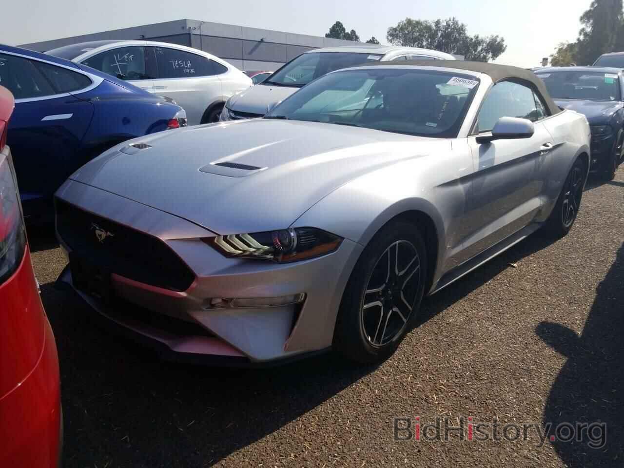 Photo 1FATP8UH7K5170990 - Ford Mustang 2019
