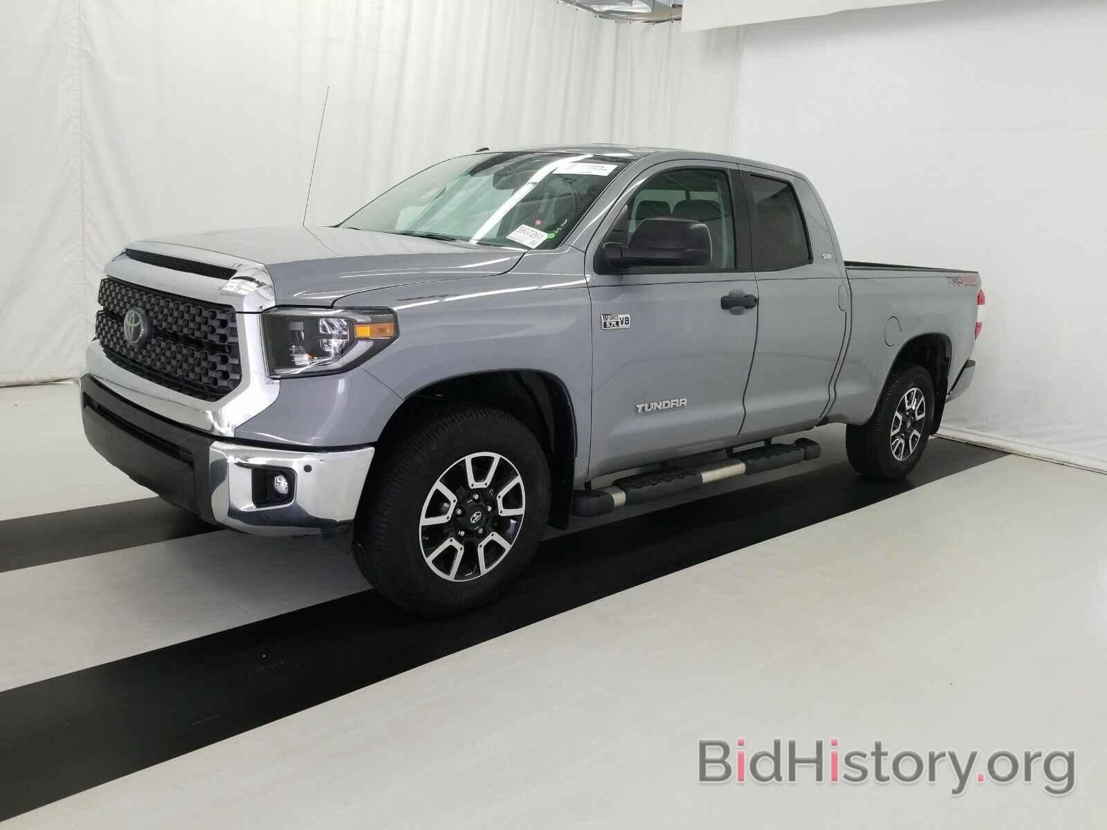 Photo 5TFUY5F18KX811059 - Toyota Tundra 4WD 2019