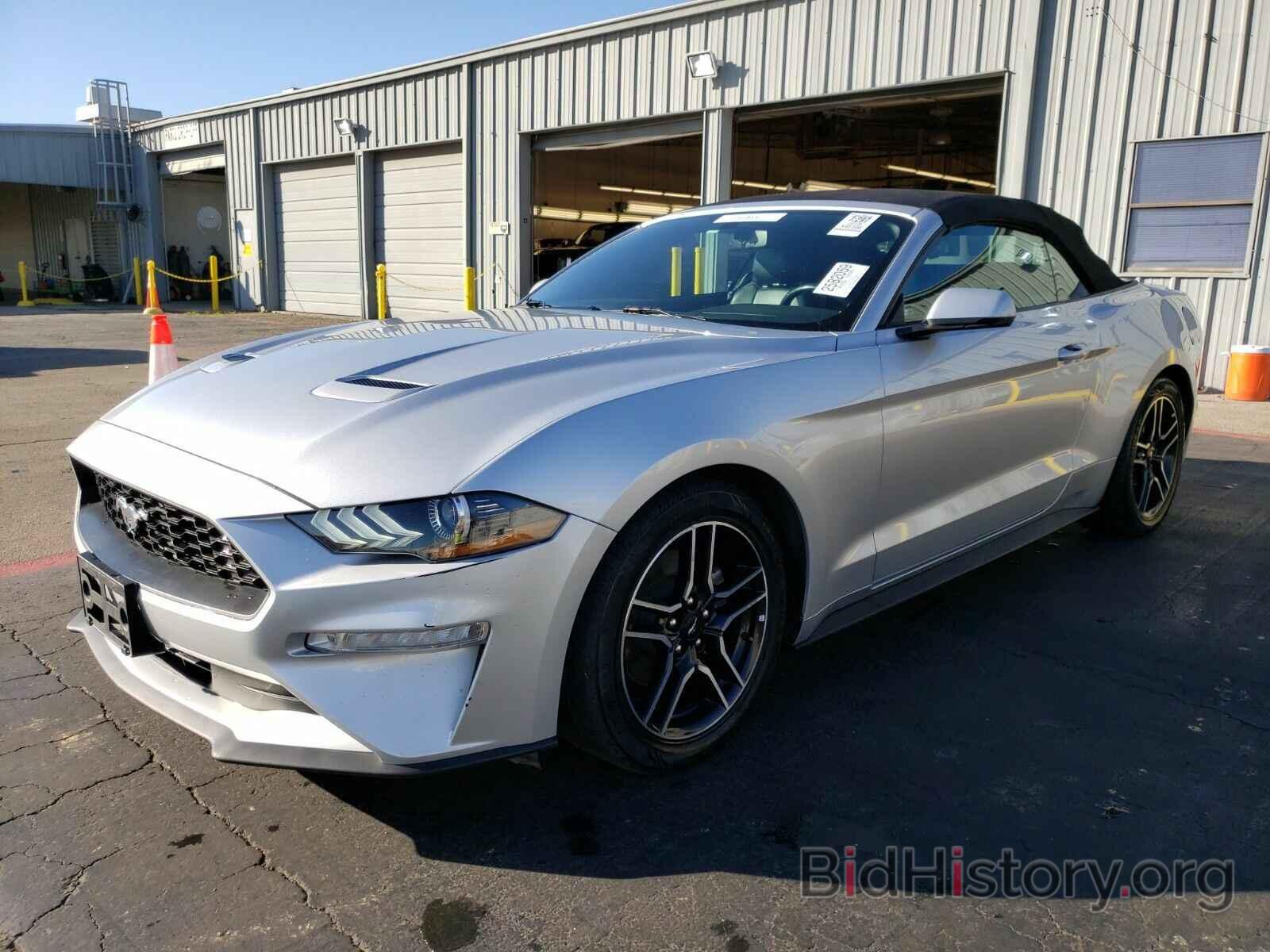 Photo 1FATP8UH8K5151851 - Ford Mustang 2019