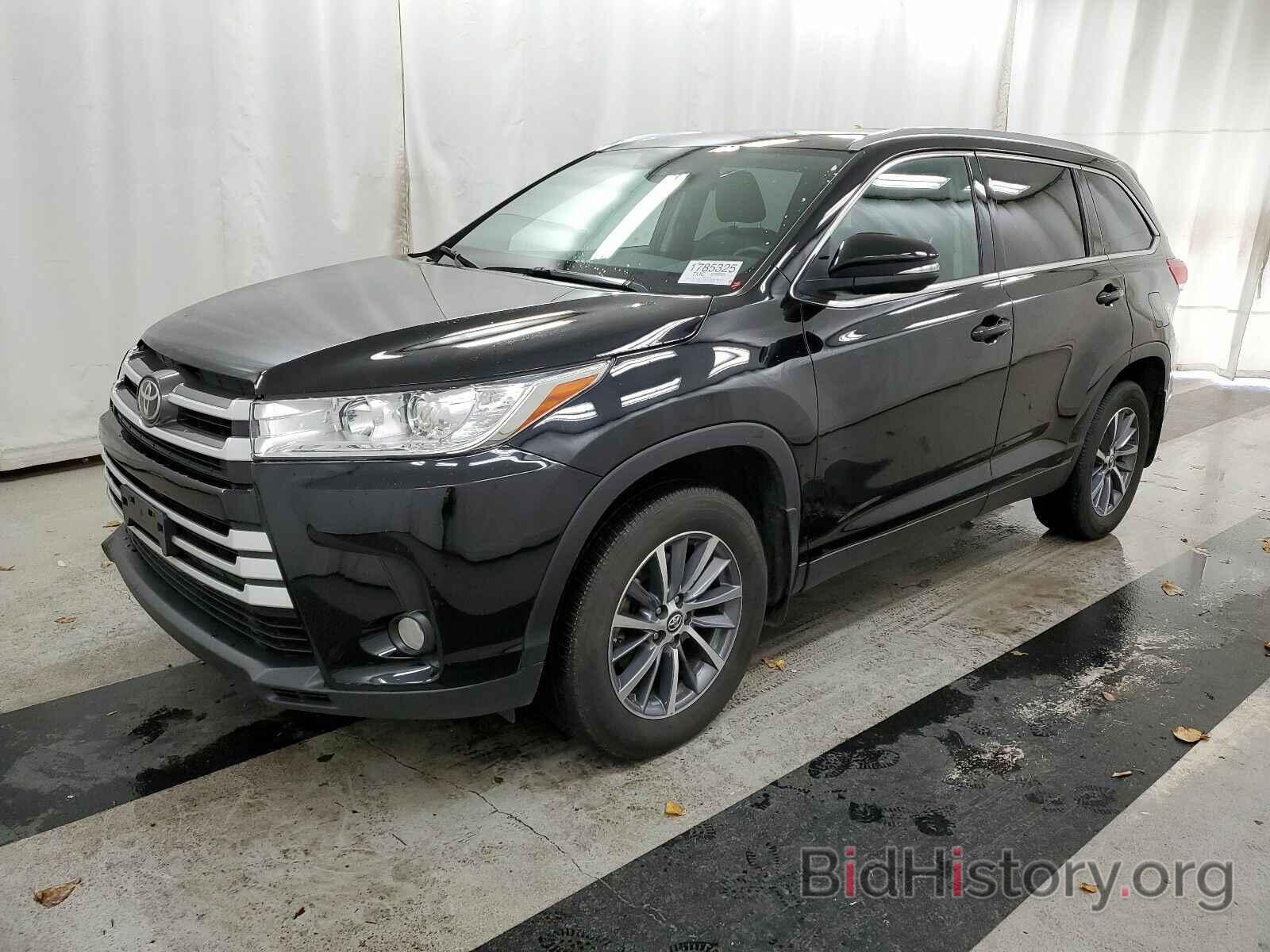 Photo 5TDJZRFH3KS591470 - Toyota Highlander 2019