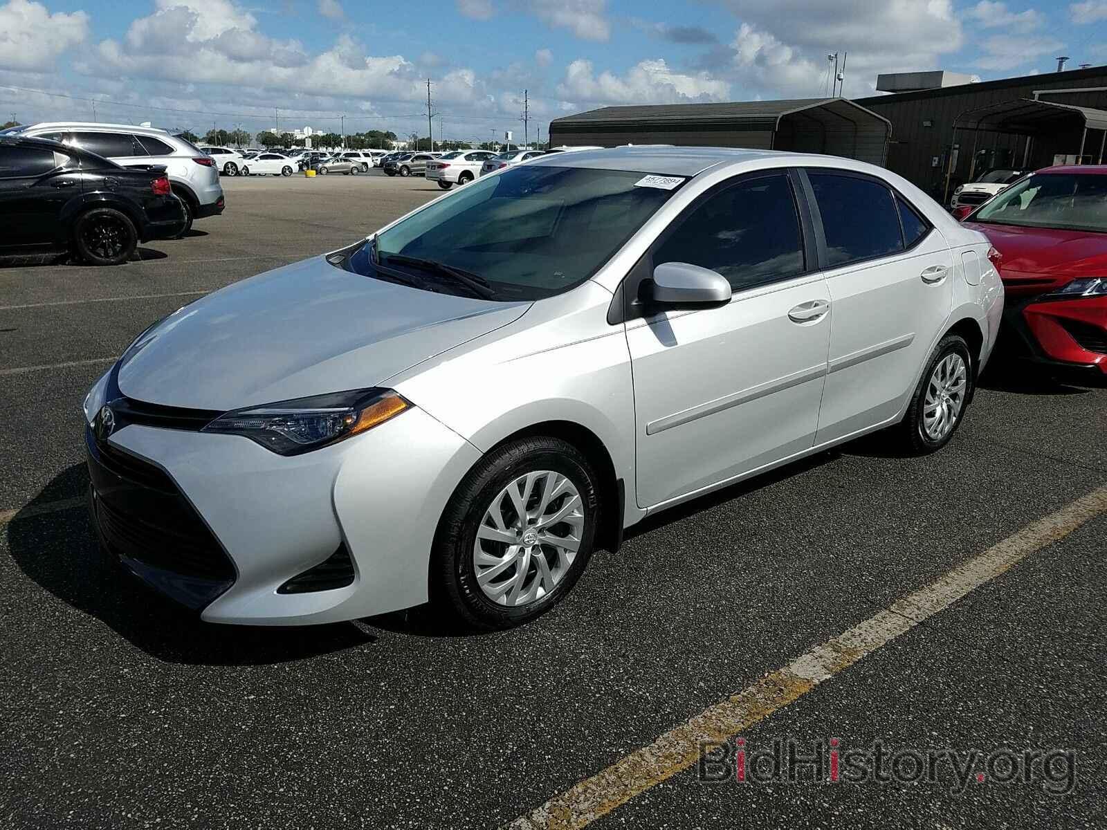 Photo 2T1BURHE4KC204925 - Toyota Corolla LE 2019