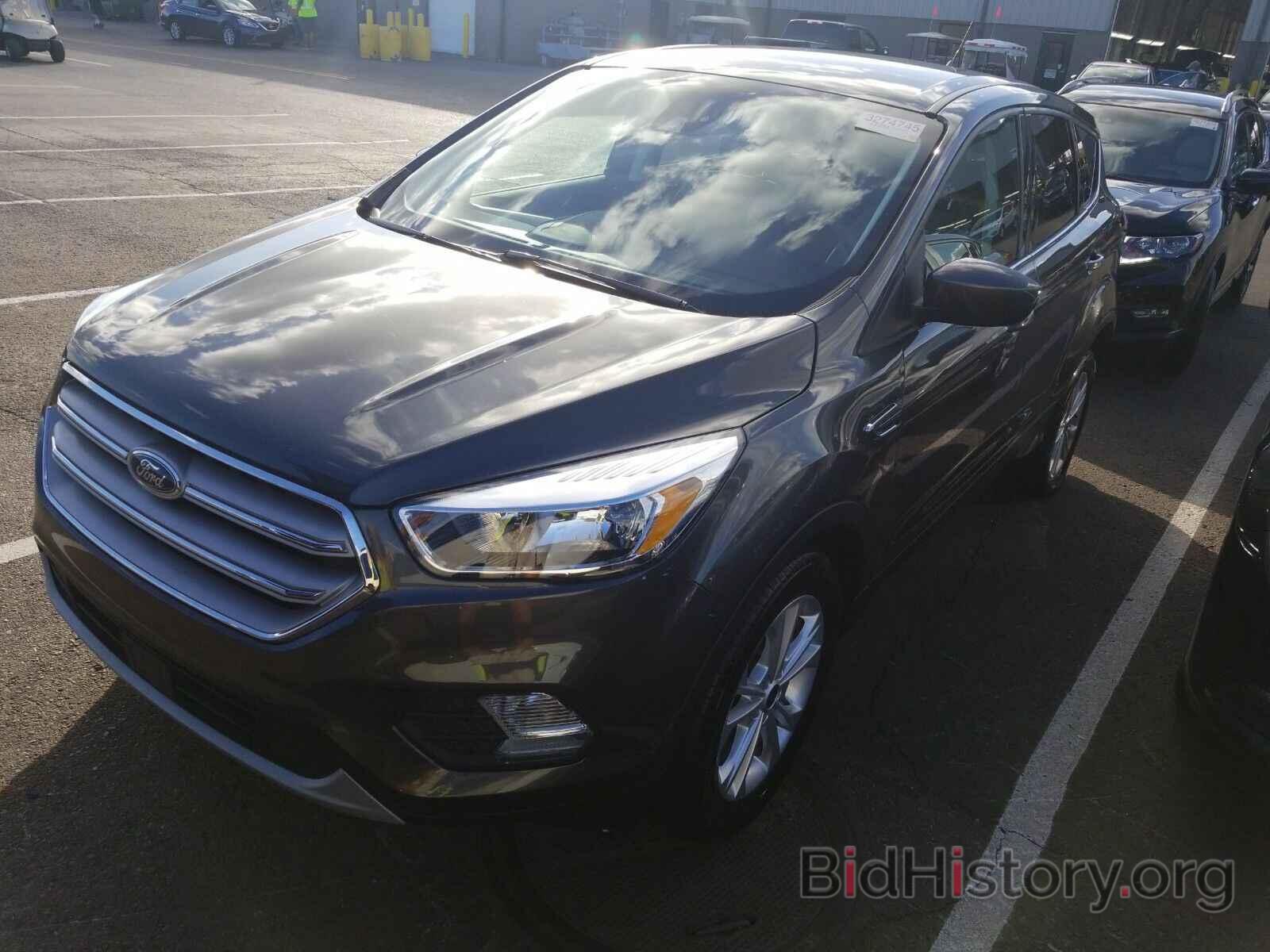 Photo 1FMCU0GD7KUA42649 - Ford Escape 2019