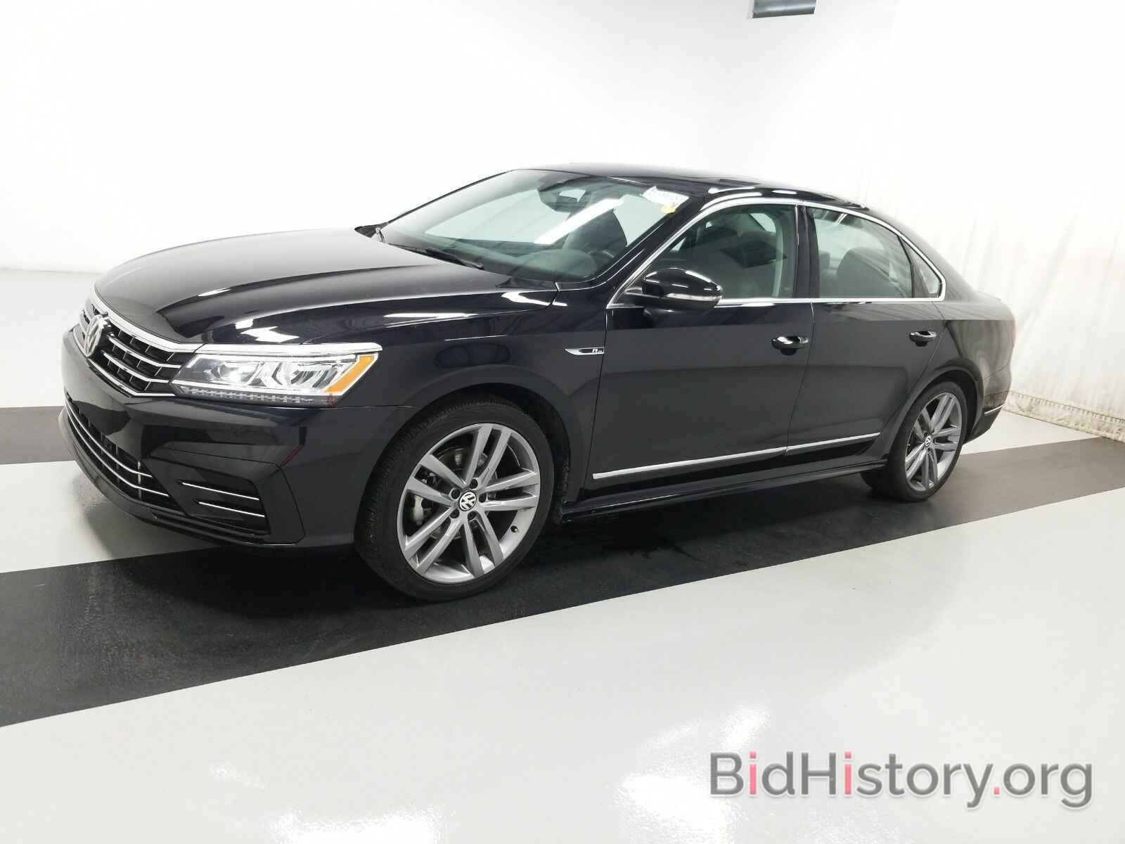 Photo 1VWMA7A33KC002484 - Volkswagen Passat 2019