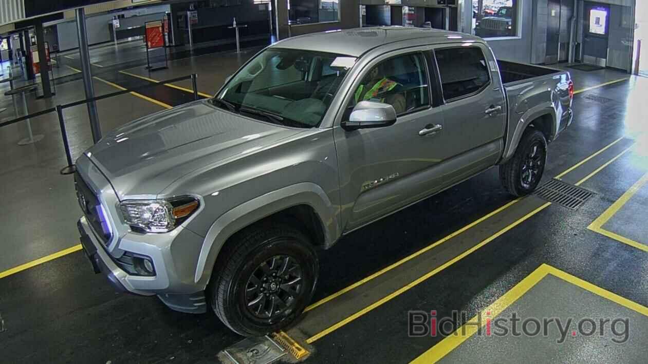 Photo 3TMCZ5AN6LM296959 - Toyota Tacoma 4WD 2020