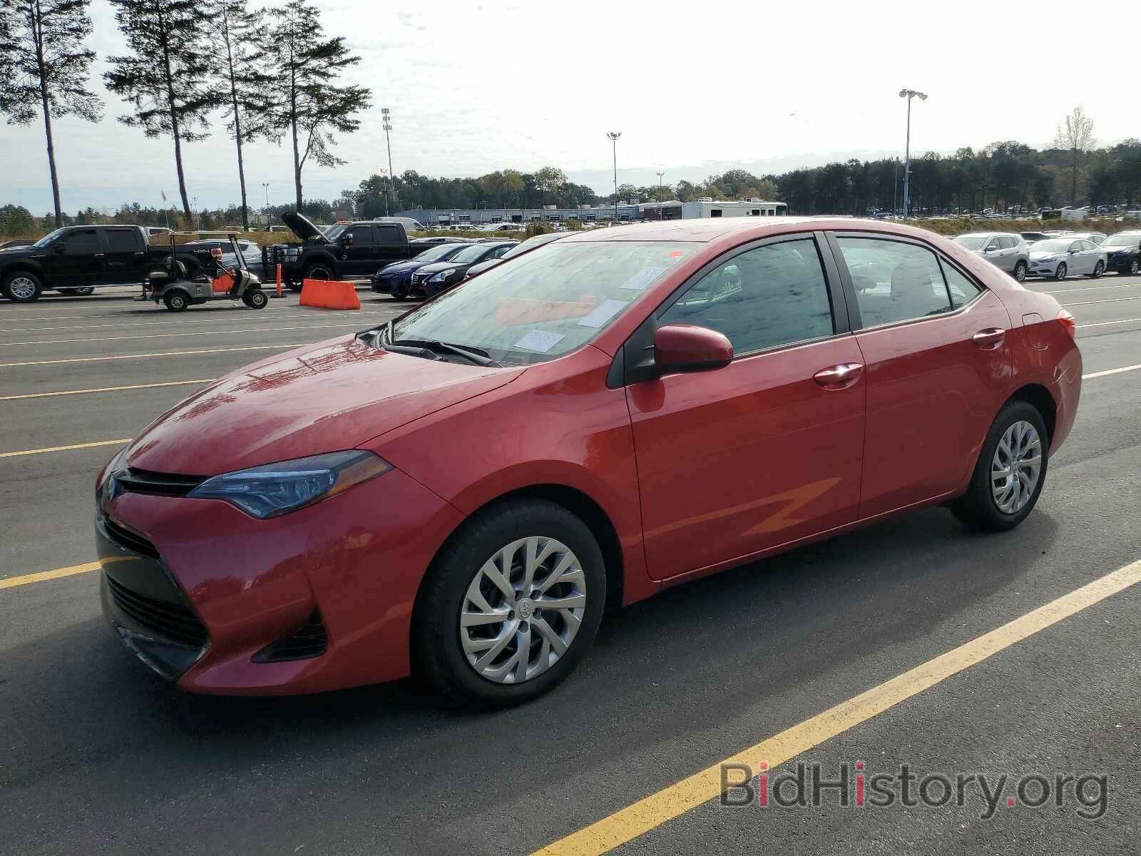 Photo 2T1BURHE8KC172075 - Toyota Corolla LE 2019