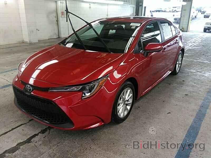 Photo 5YFHPRAE4LP022929 - Toyota Corolla LE 2020