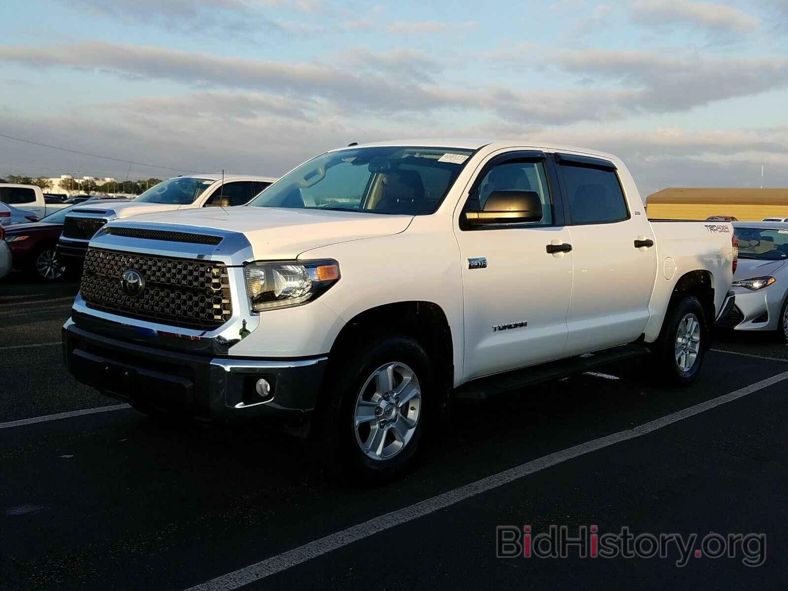 Фотография 5TFDW5F15KX818380 - Toyota Tundra 4WD 2019