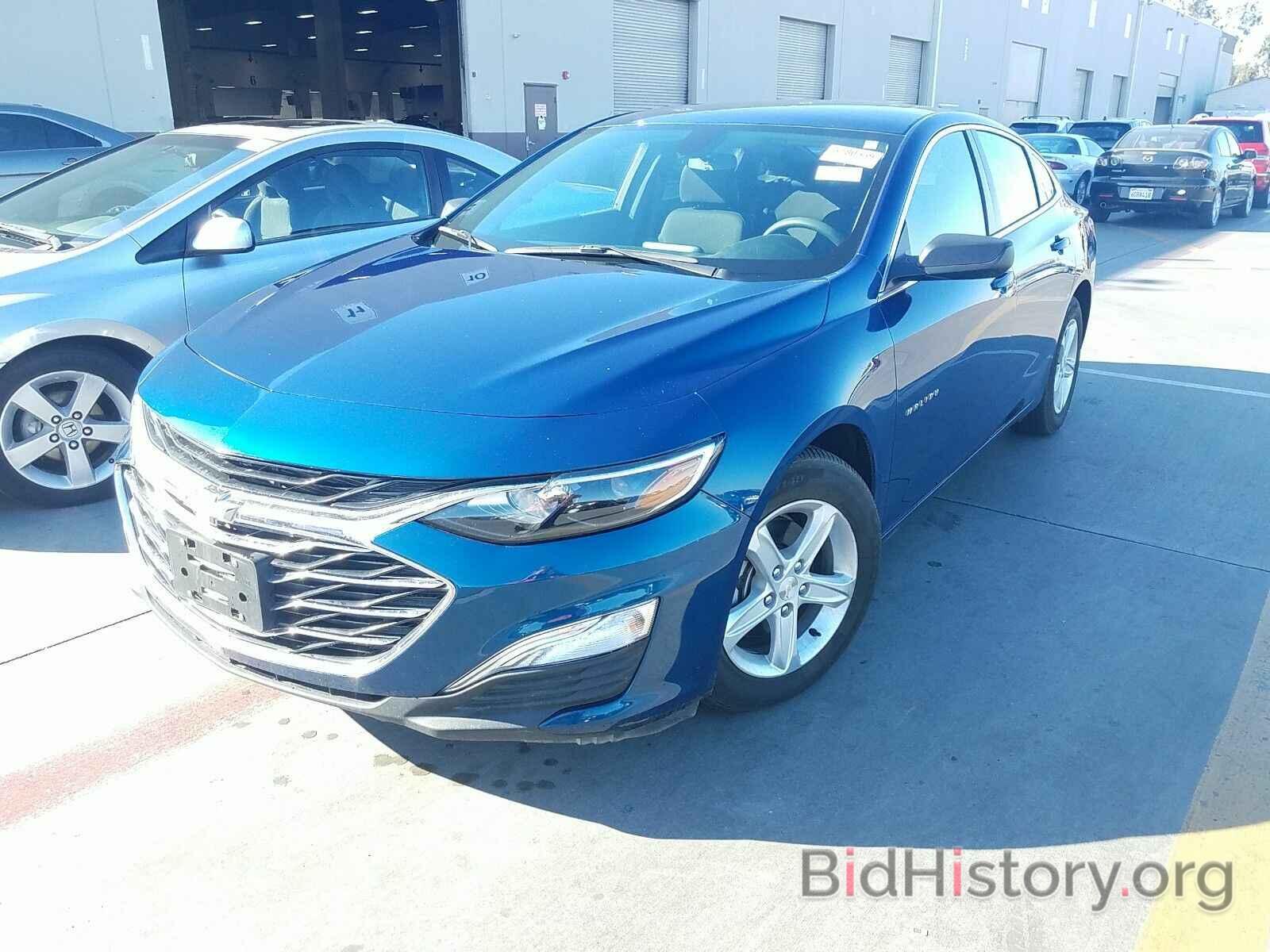 Photo 1G1ZC5STXKF209631 - Chevrolet Malibu 2019