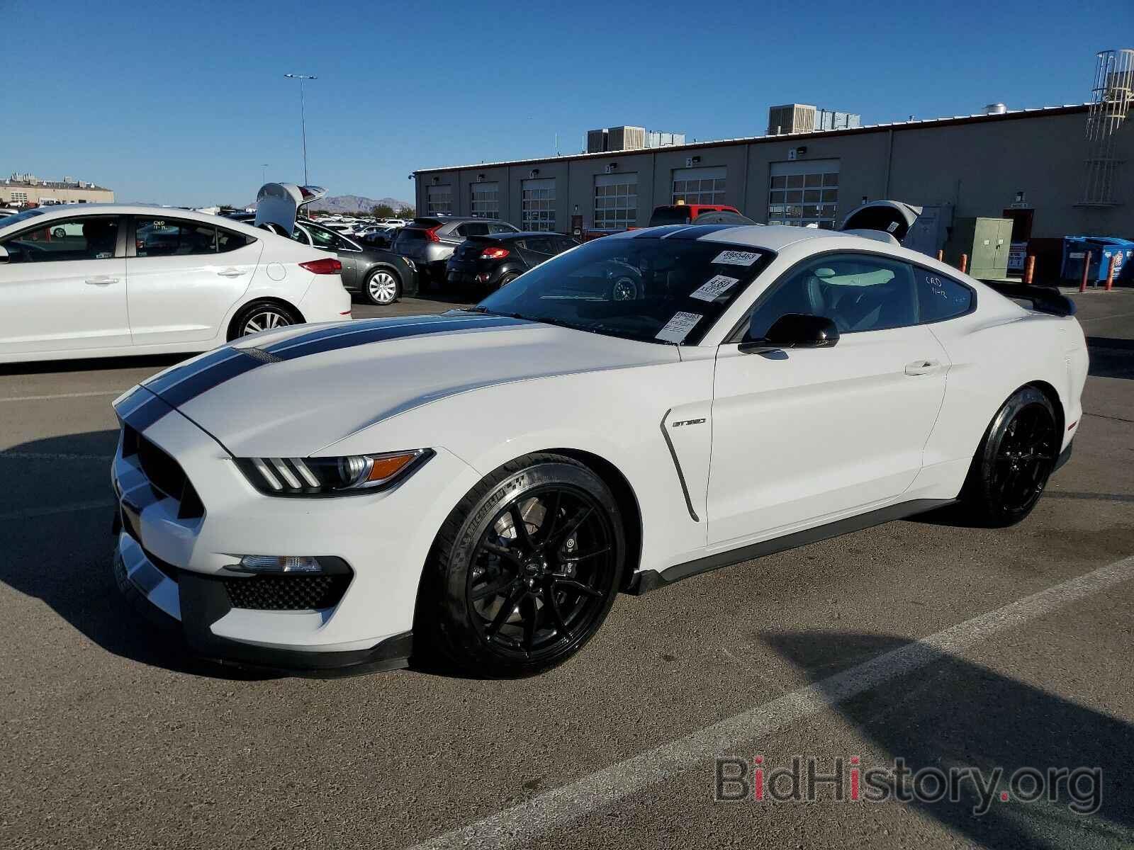 Photo 1FA6P8JZ6L5550897 - Ford Mustang 2020