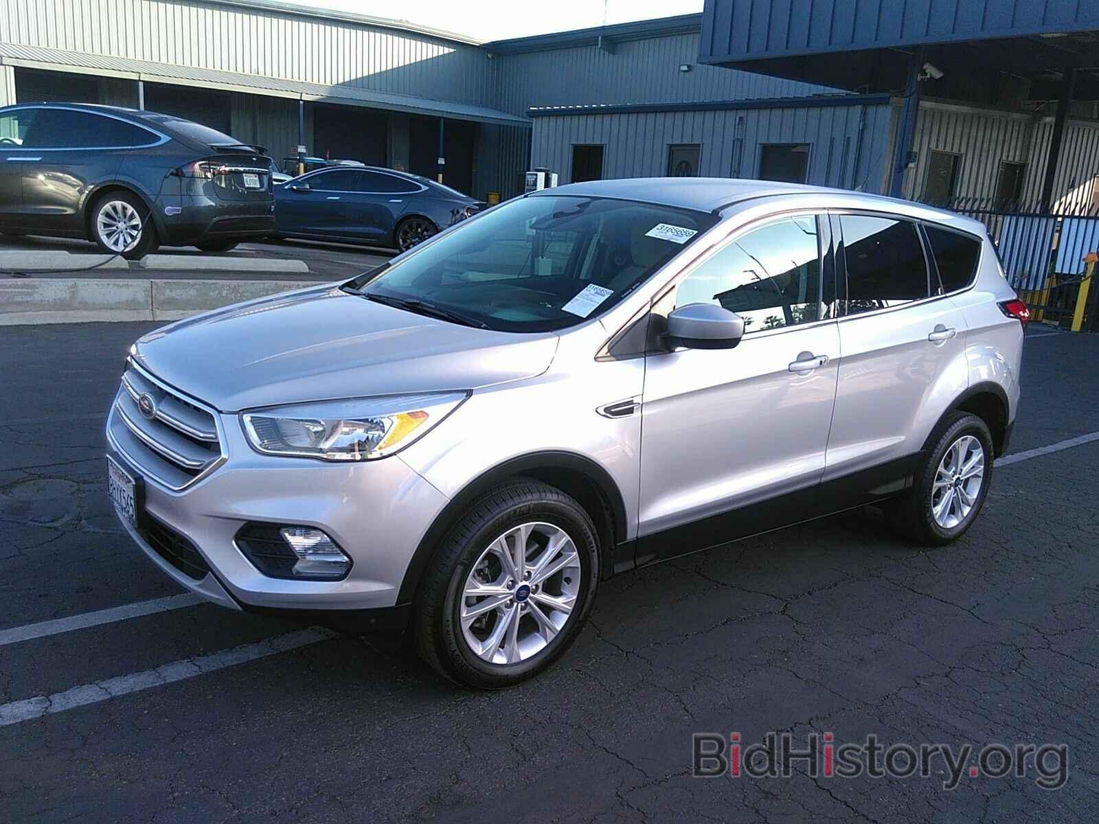 Photo 1FMCU9GD8KUB14799 - Ford Escape 2019