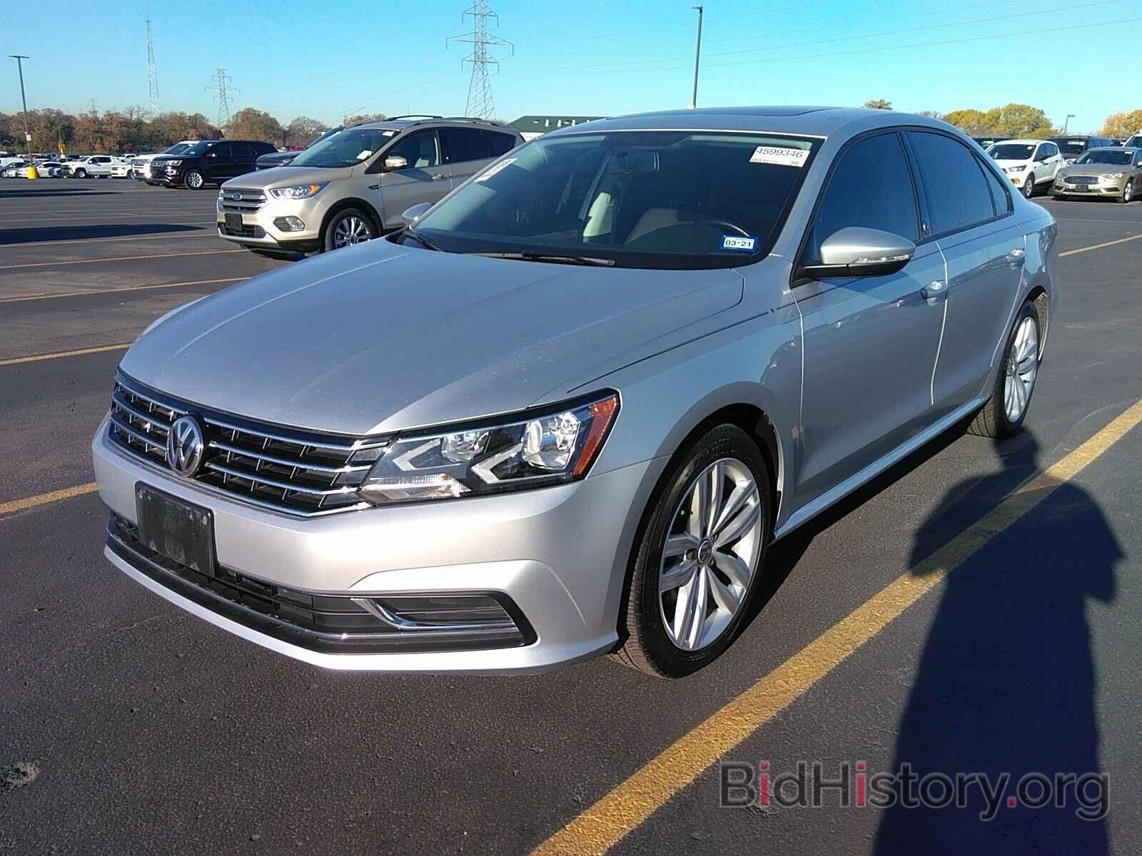 Photo 1VWLA7A30KC011168 - Volkswagen Passat 2019