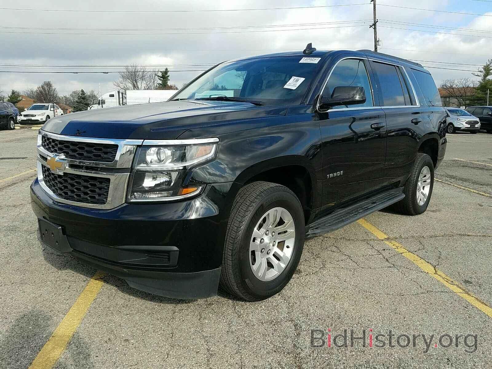 Photo 1GNSKBKC1KR342701 - Chevrolet Tahoe 2019