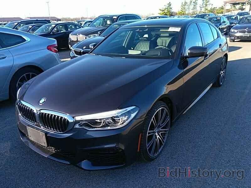 Photo WBAJE7C5XKWW42714 - BMW 5 Series 2019