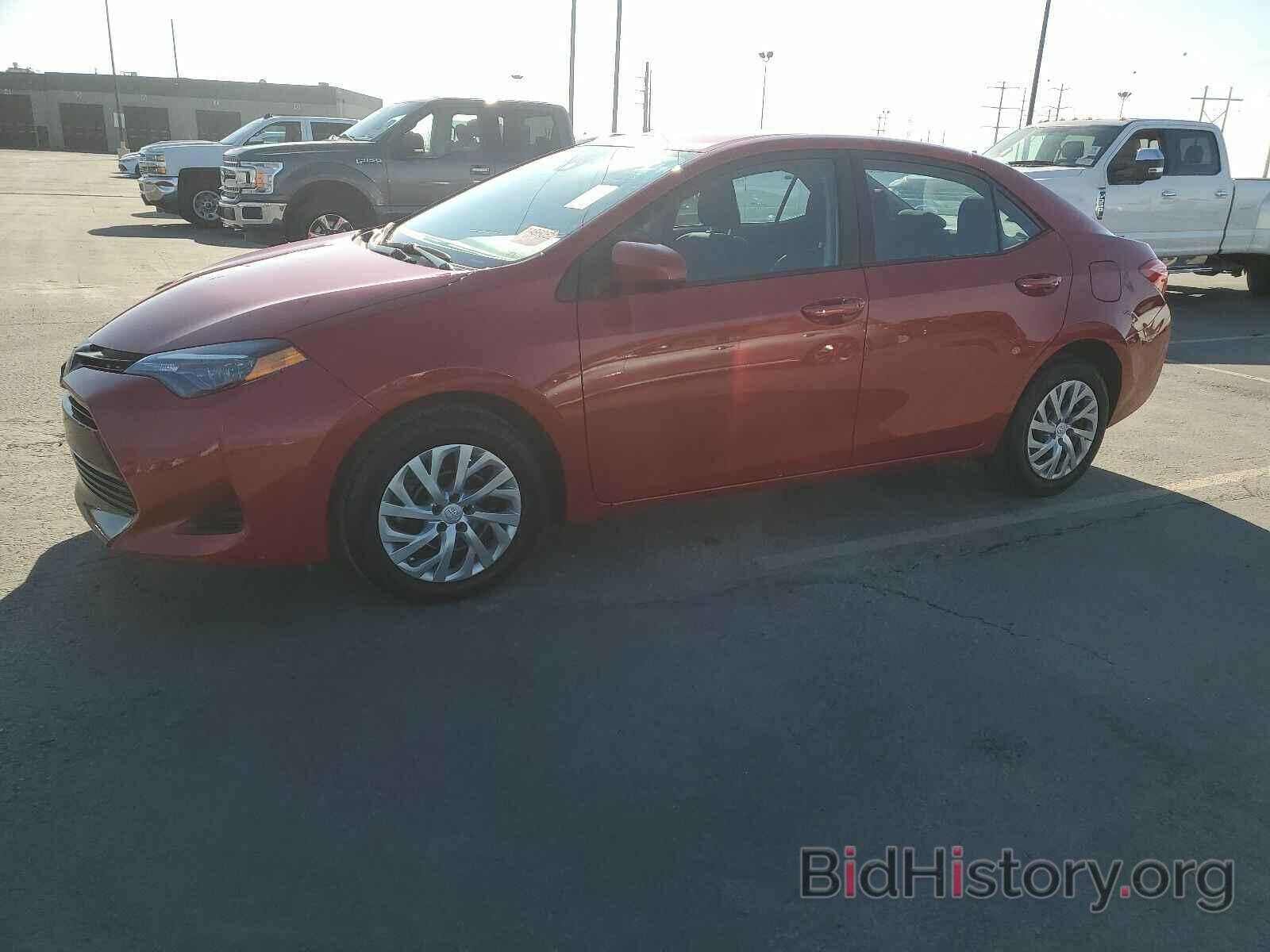 Photo 2T1BURHE6KC232290 - Toyota Corolla LE 2019