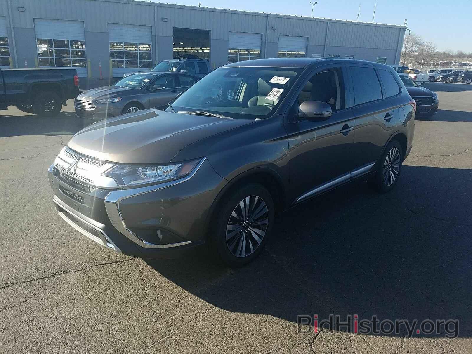 Photo JA4AD3A30LZ024165 - Mitsubishi Outlander 2020